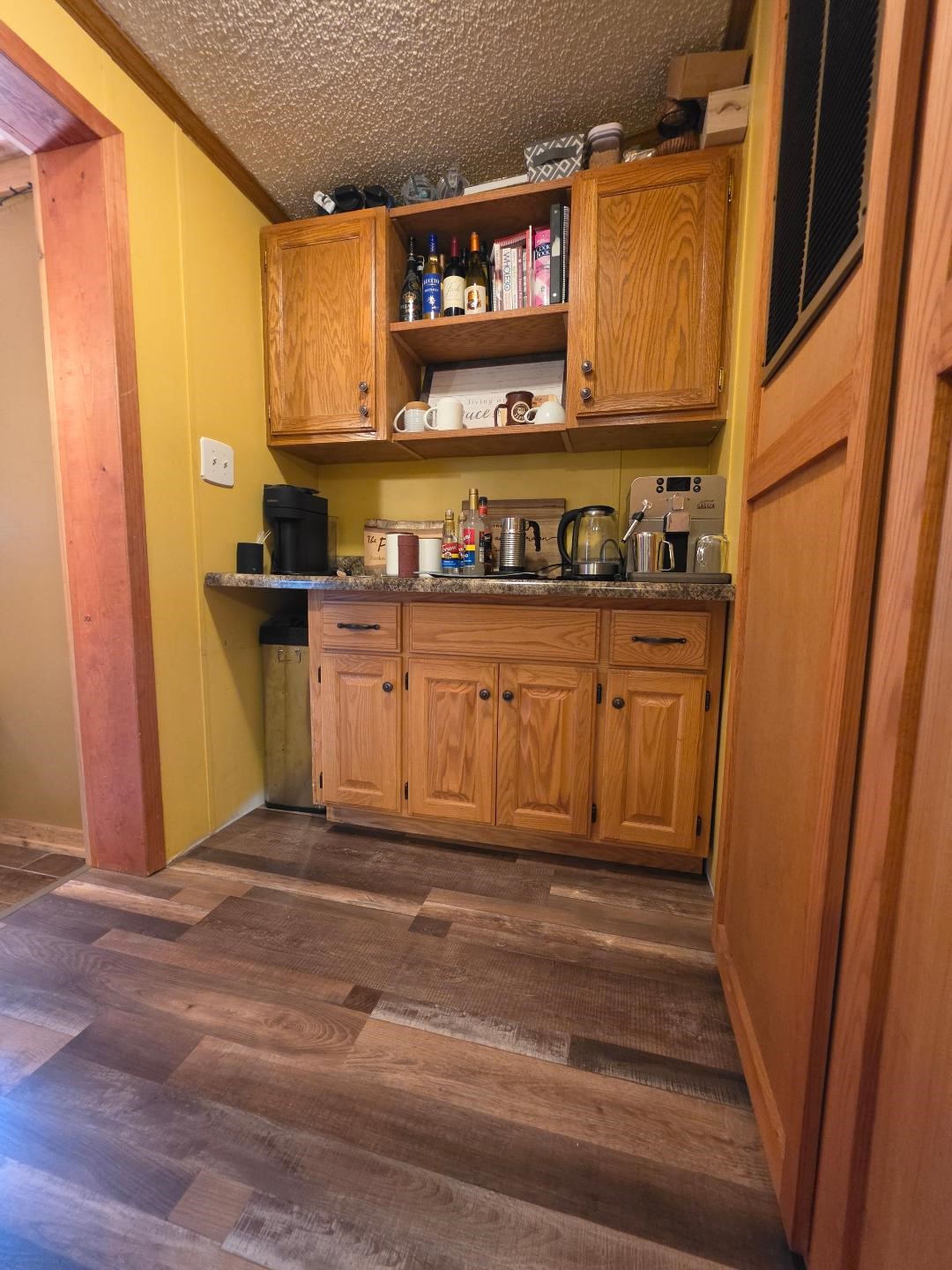 2560 8 3/4 Street Property Photo 17