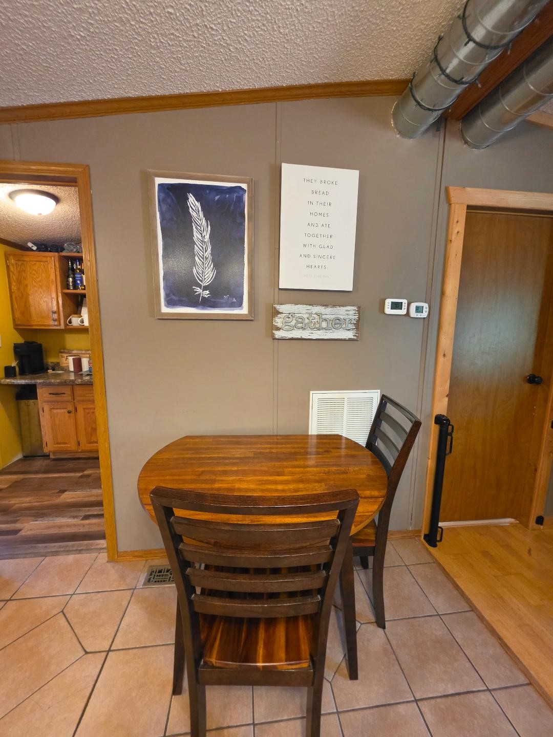 2560 8 3/4 Street Property Photo 20