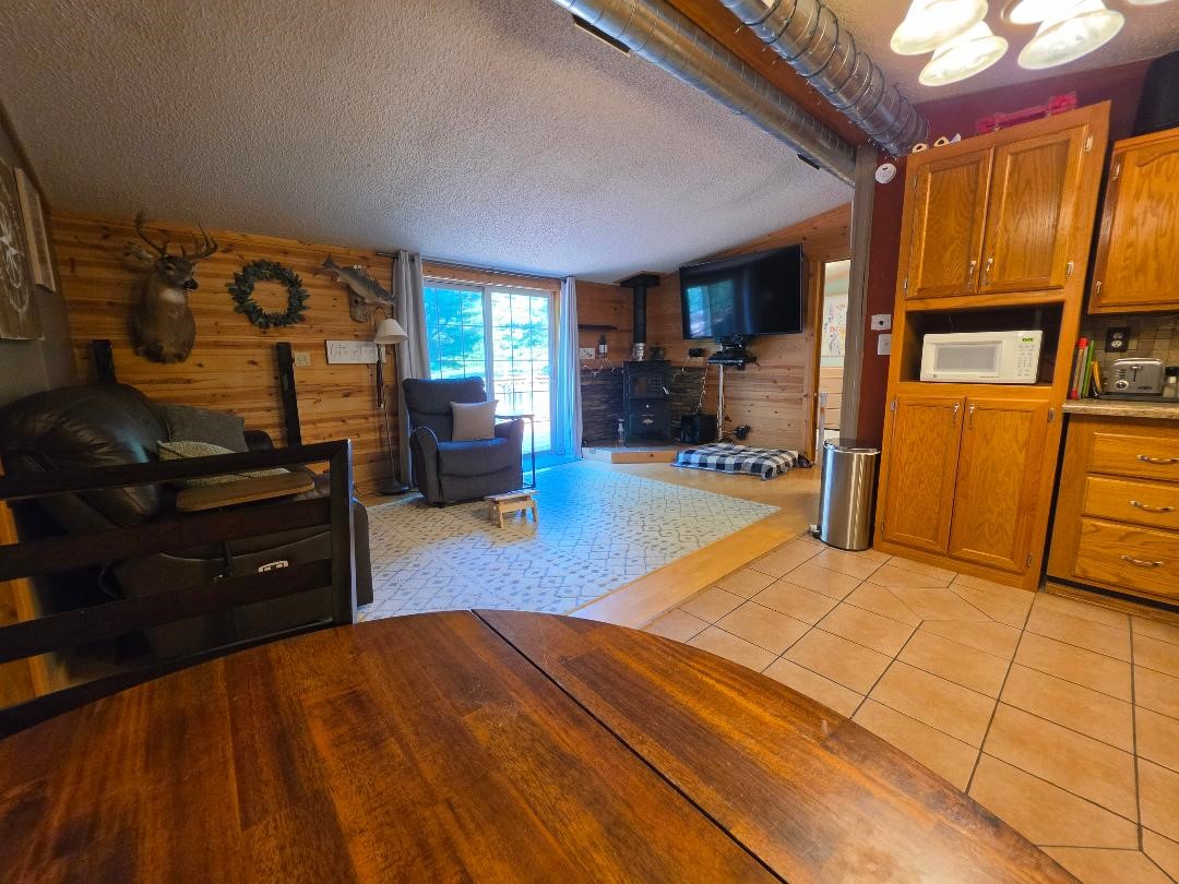 2560 8 3/4 Street Property Photo 22