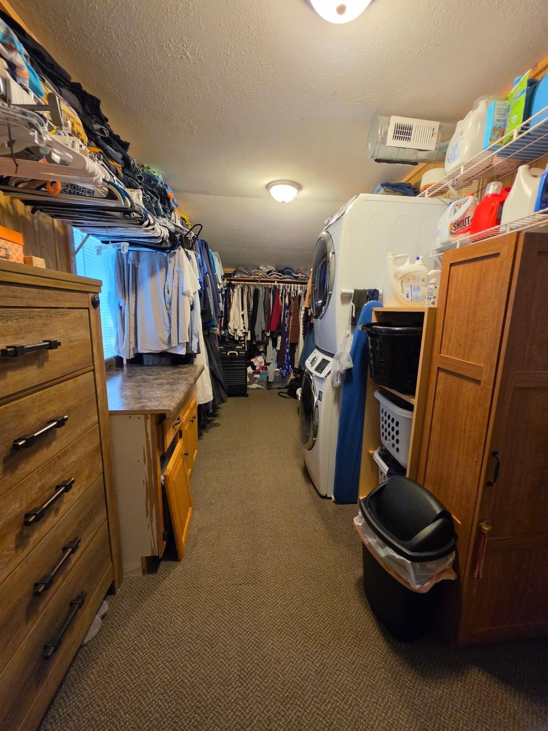 2560 8 3/4 Street Property Photo 31
