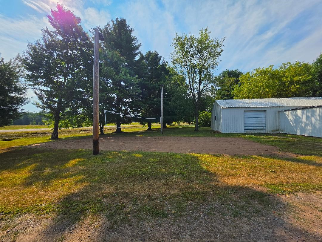 2560 8 3/4 Street Property Photo 32