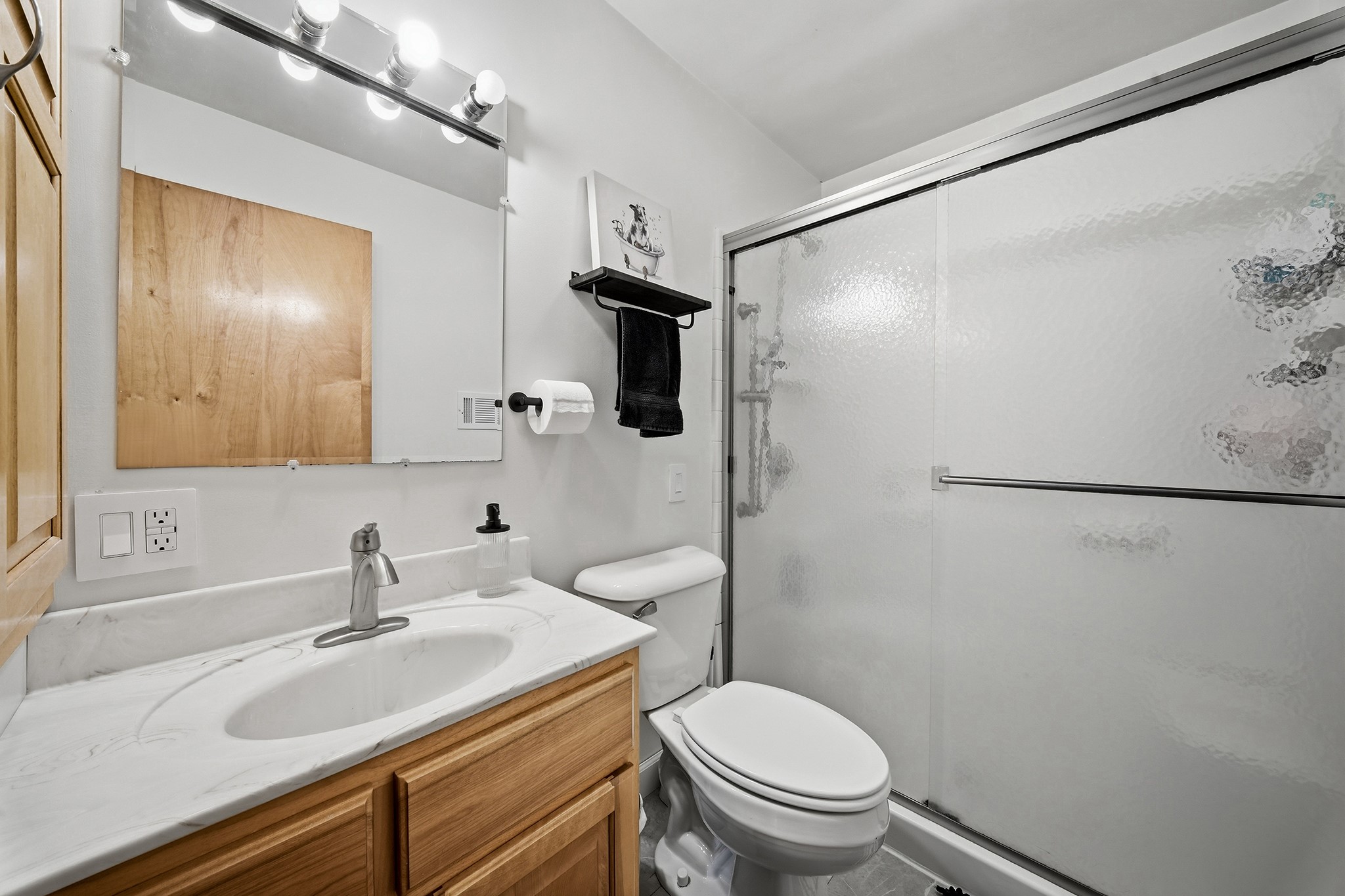 329 E 4th Avenue Property Photo 23