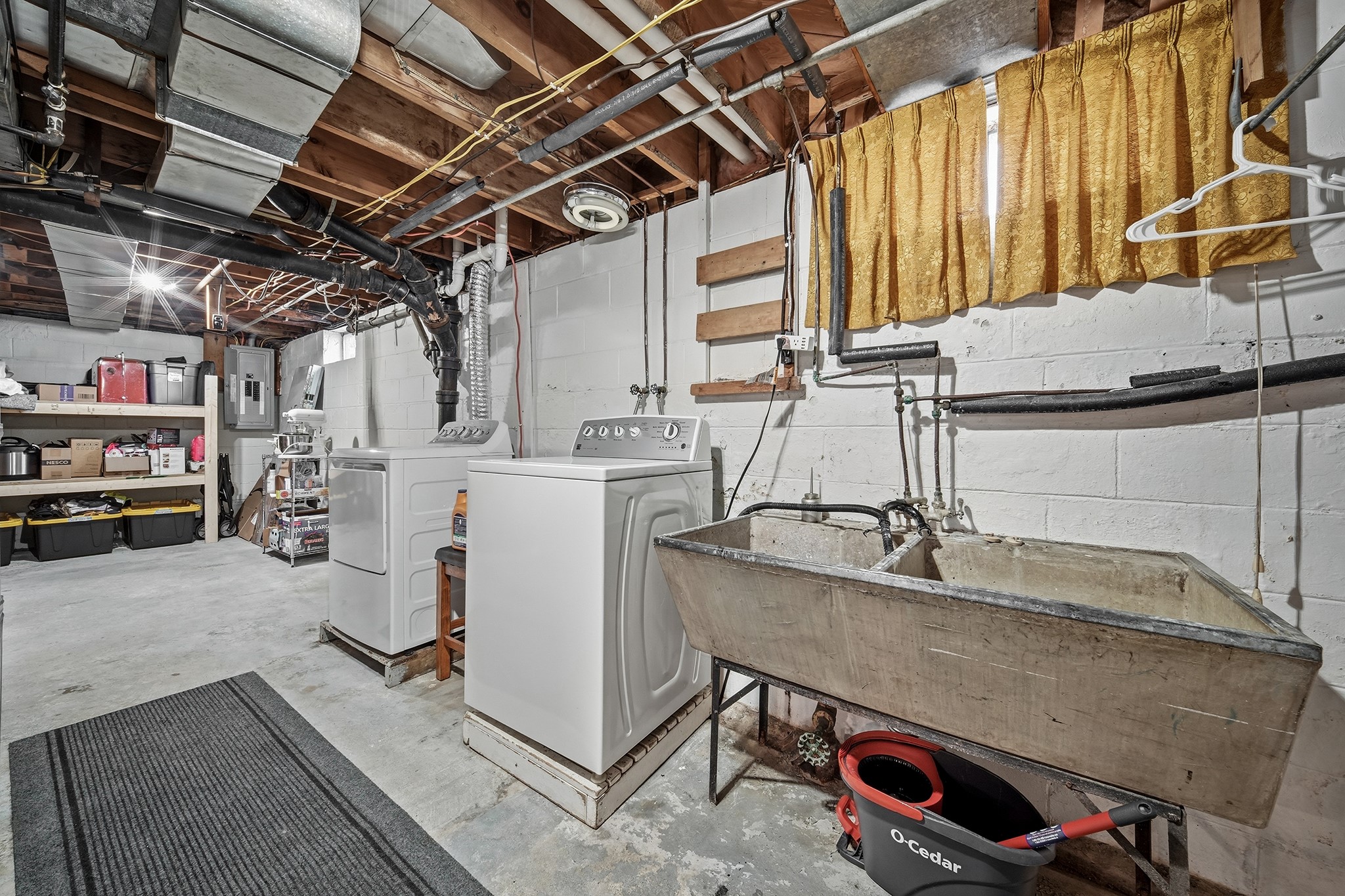 329 E 4th Avenue Property Photo 29