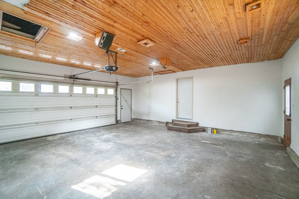 4450 County Highway P Property Photo 12