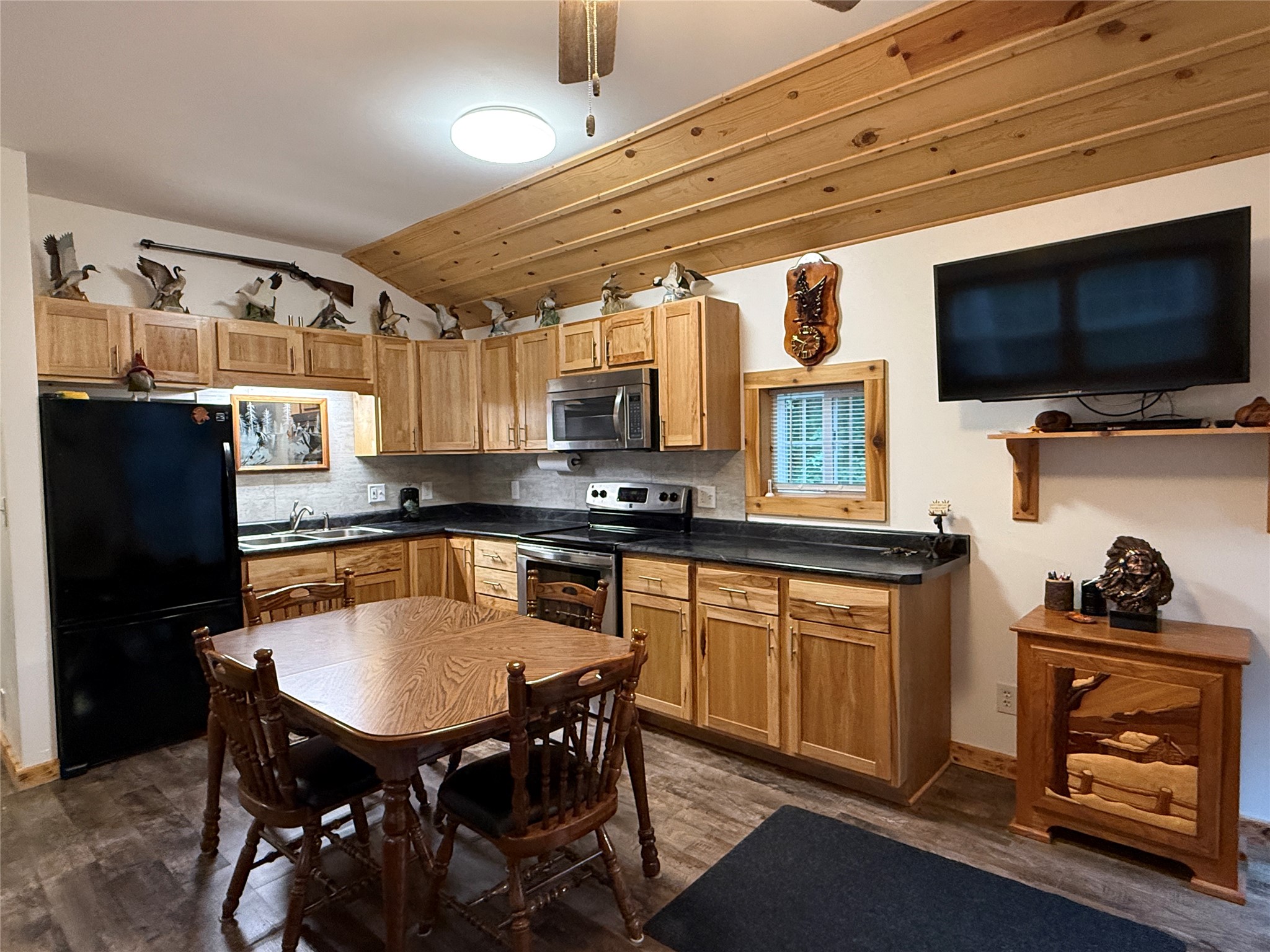 W8560 Oak Ridge Road Property Photo 8