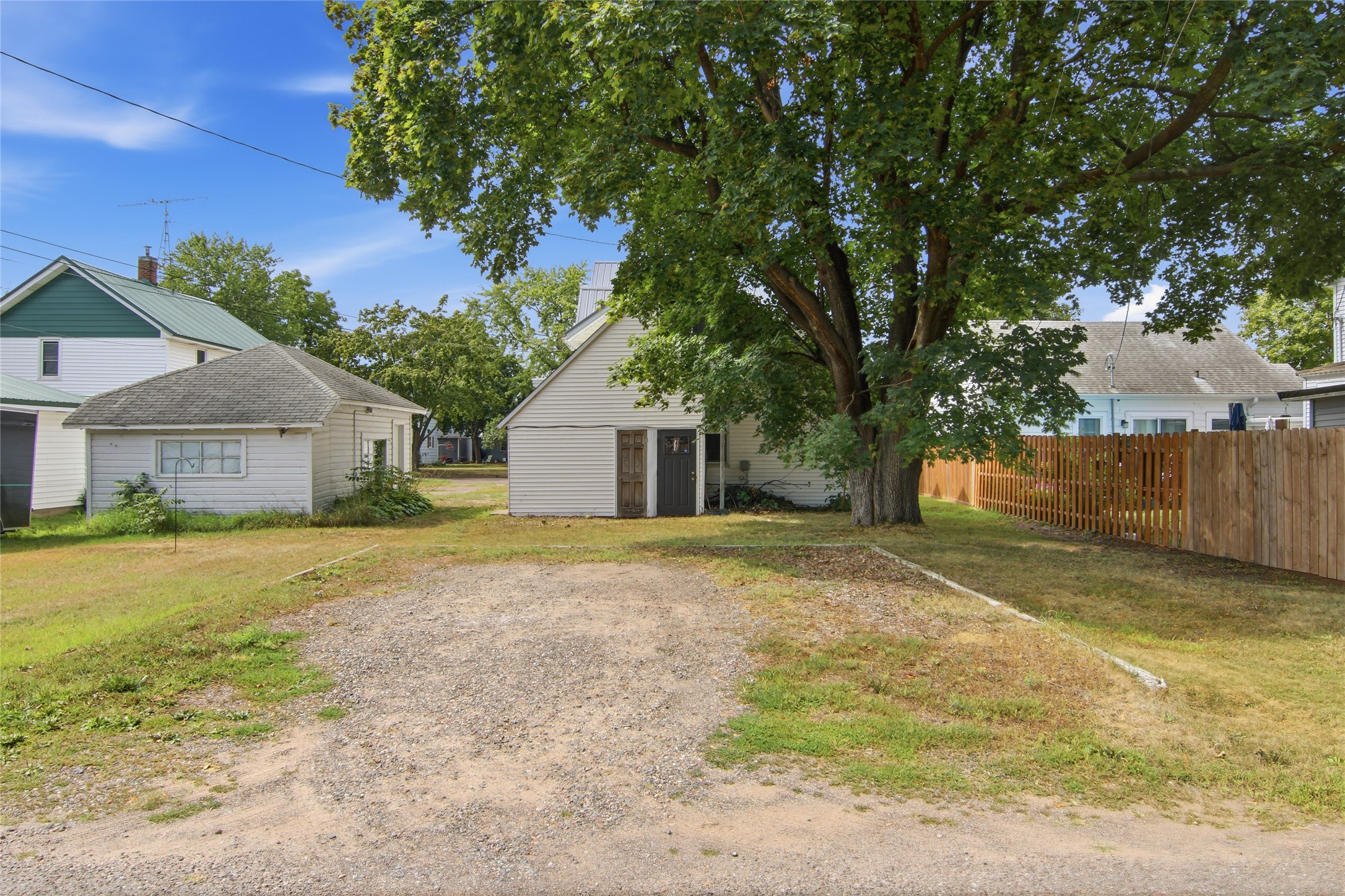 107 S Grove Street 1 & 2 Property Photo 29