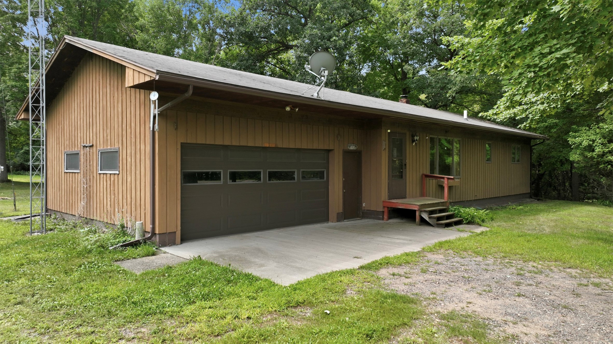 W16275 County Road D Property Photo 2