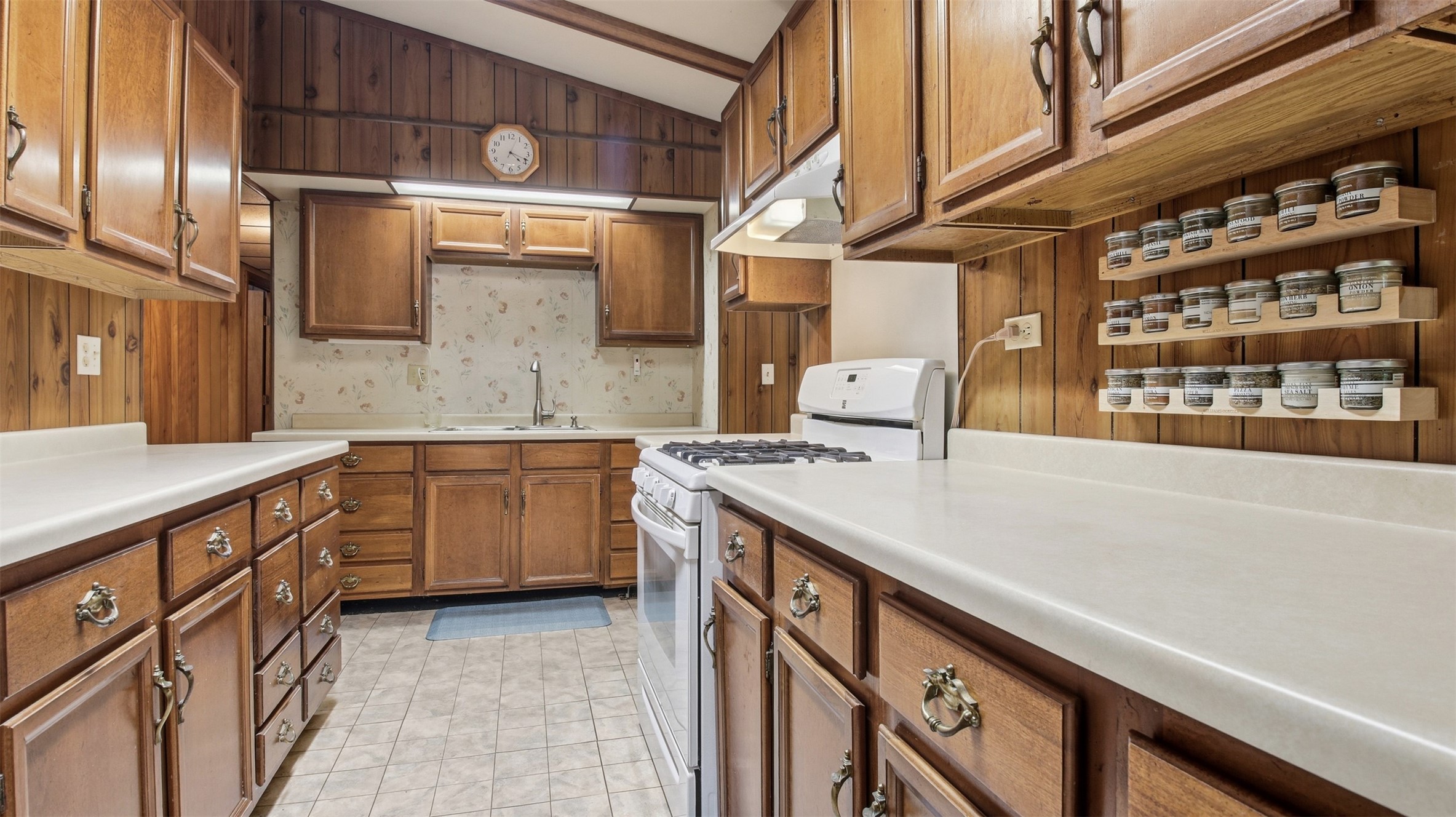 12018 N Upper A Property Photo 4