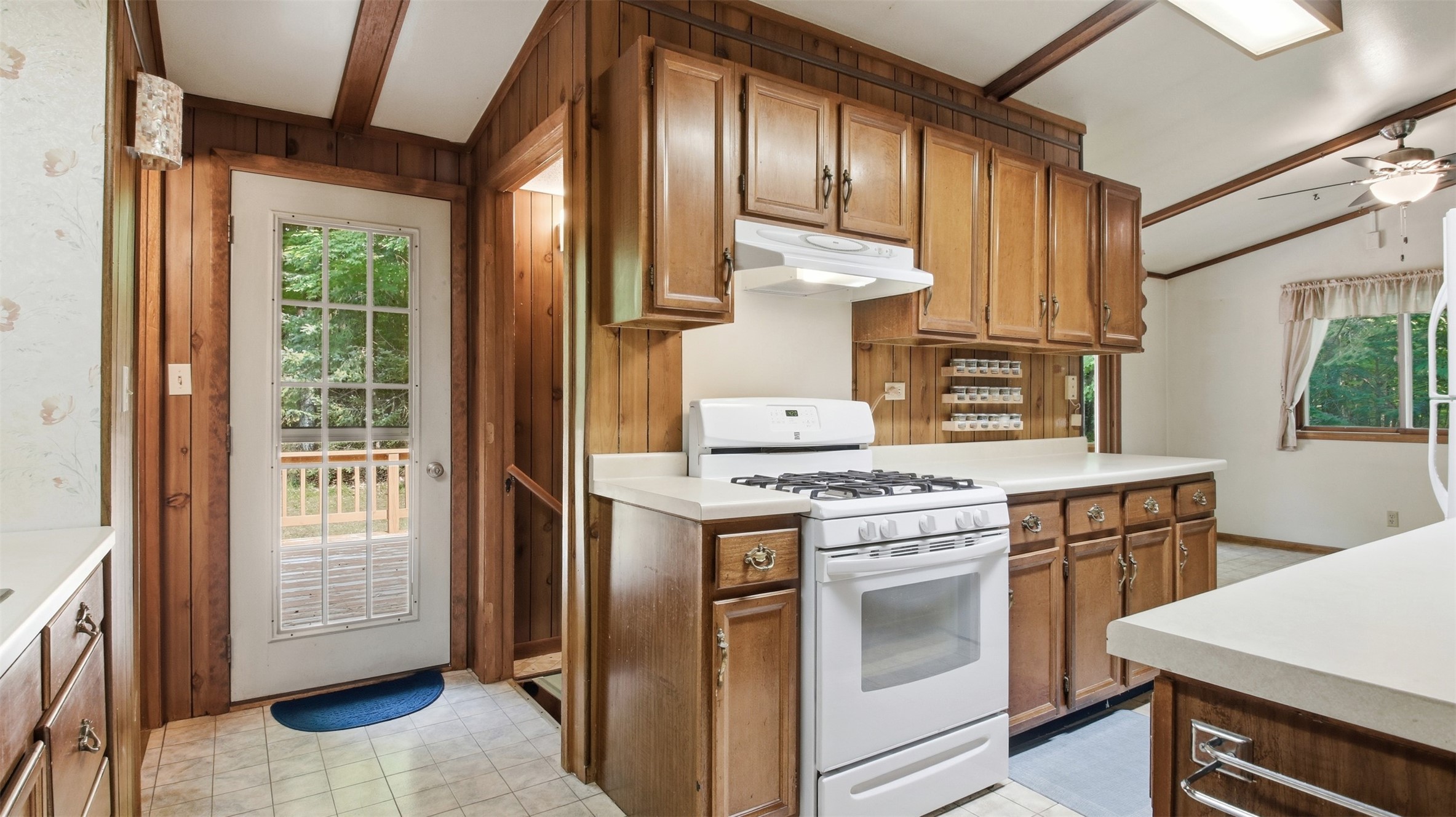 12018 N Upper A Property Photo 6