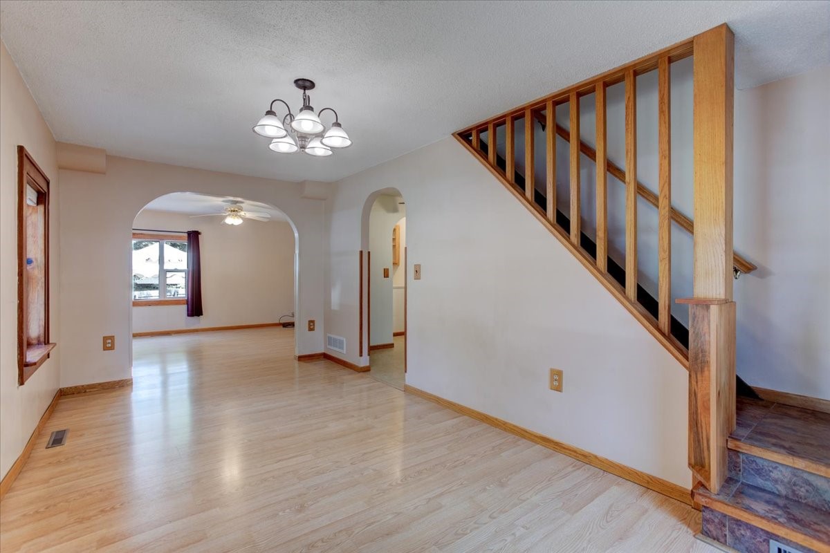 855 Stout Street Ne Property Photo 4