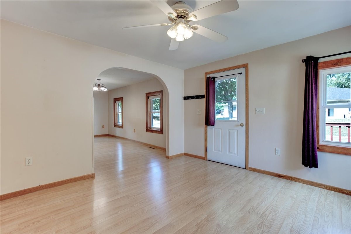 855 Stout Street Ne Property Photo 6