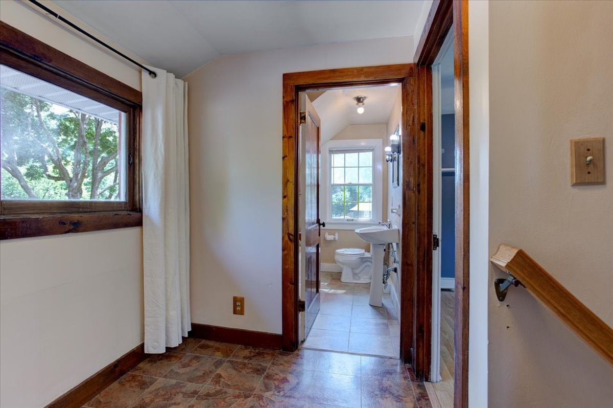 855 Stout Street Ne Property Photo 23