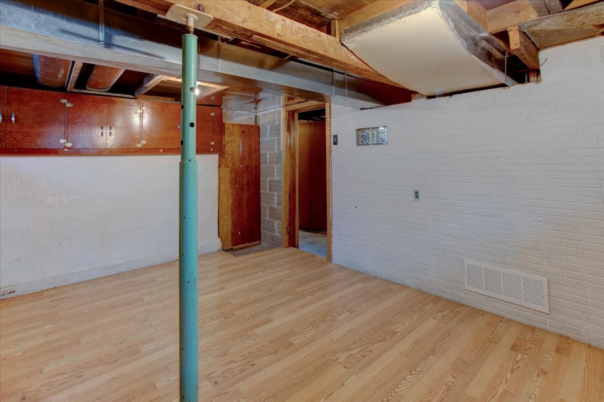 855 Stout Street Ne Property Photo 33