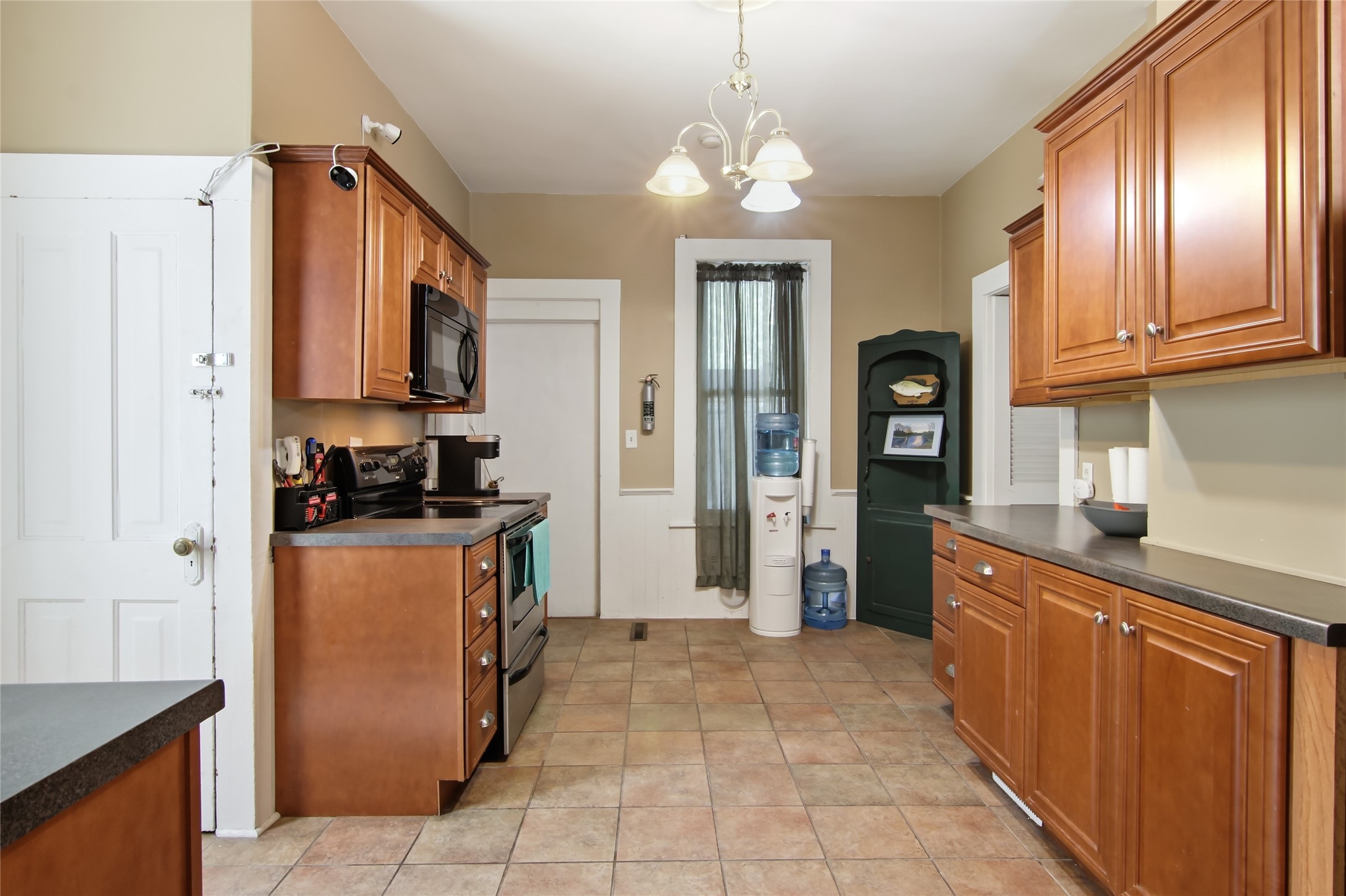 718 Bay Street Property Photo 20