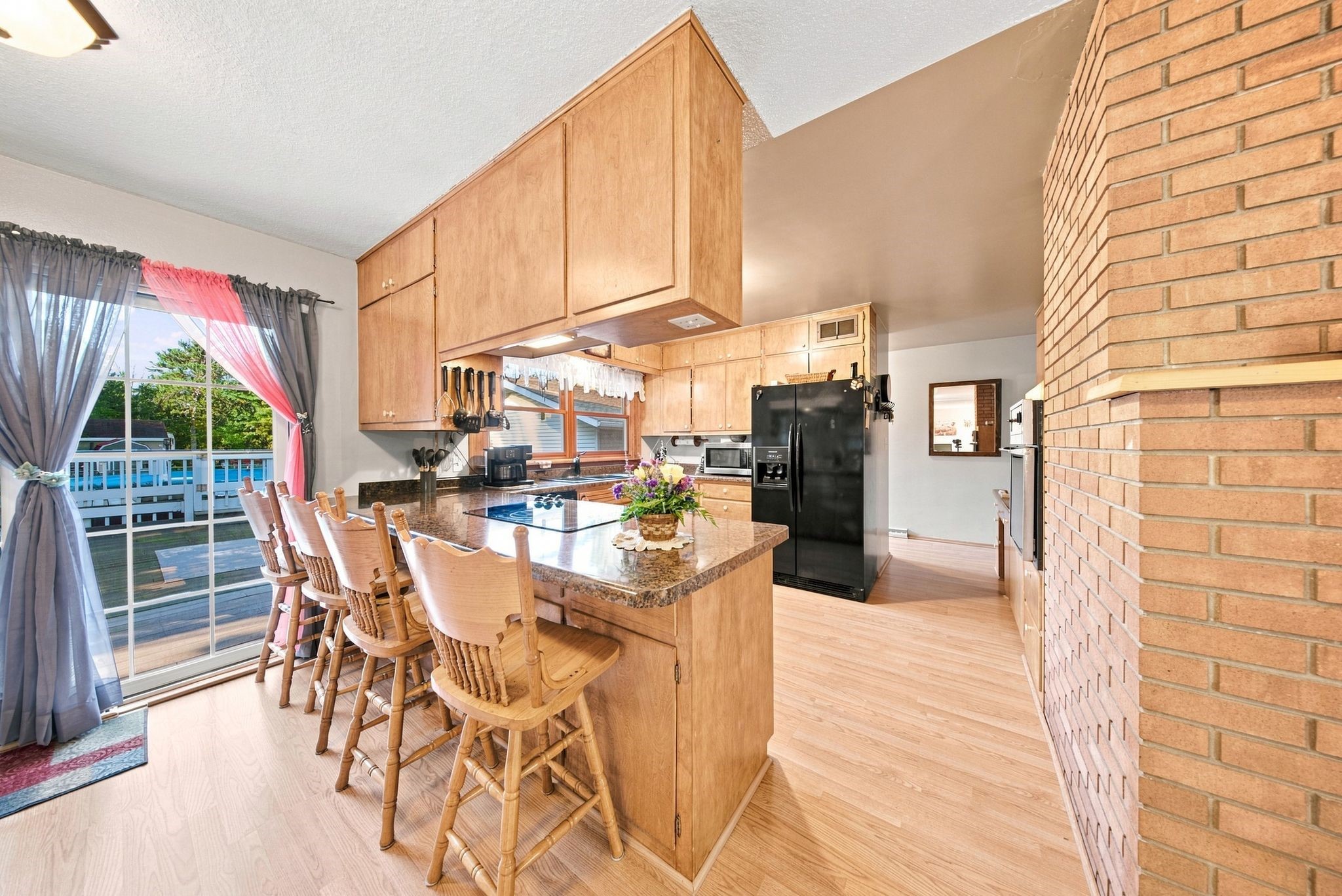 407 1st Avenue W Property Photo 8