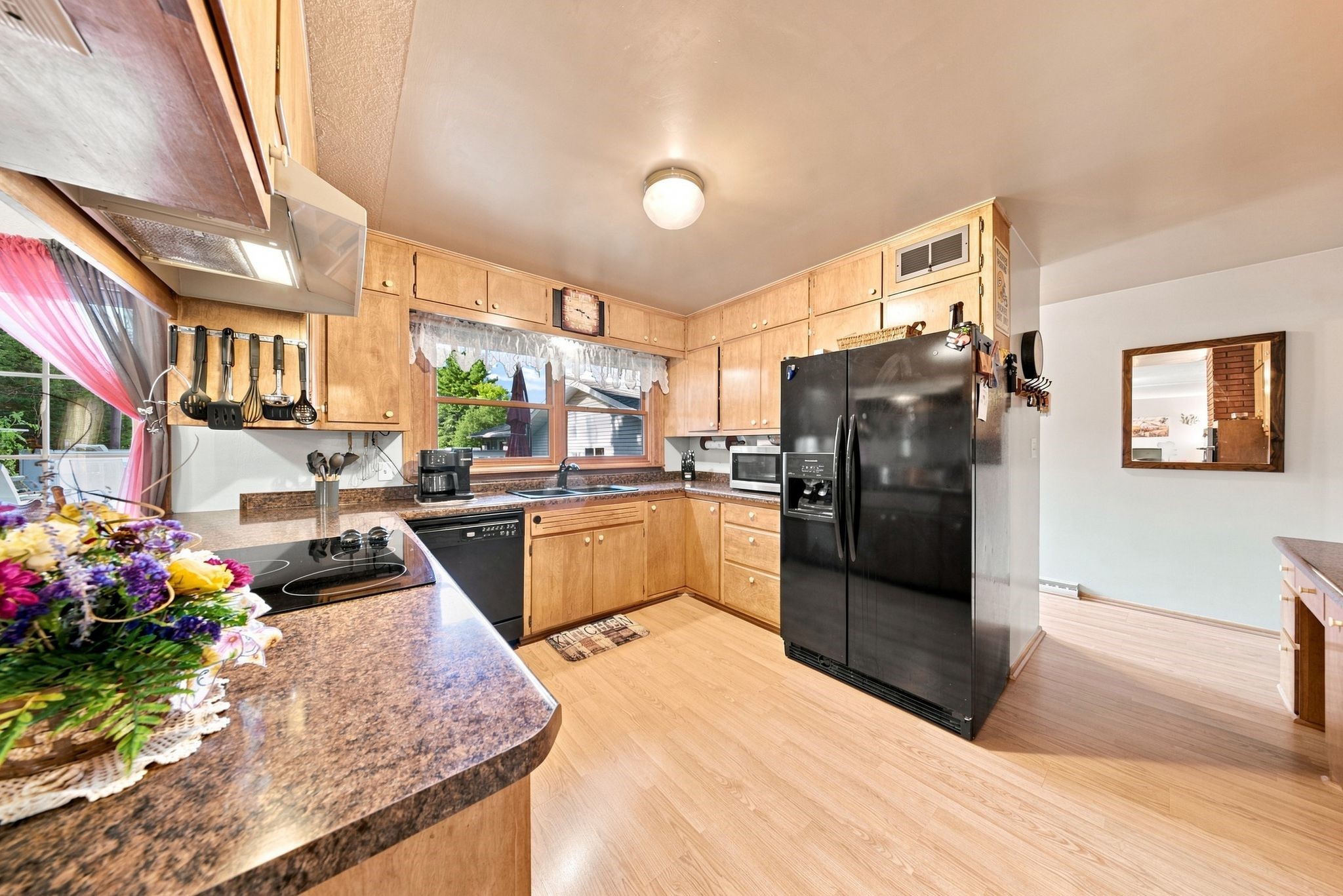 407 1st Avenue W Property Photo 10