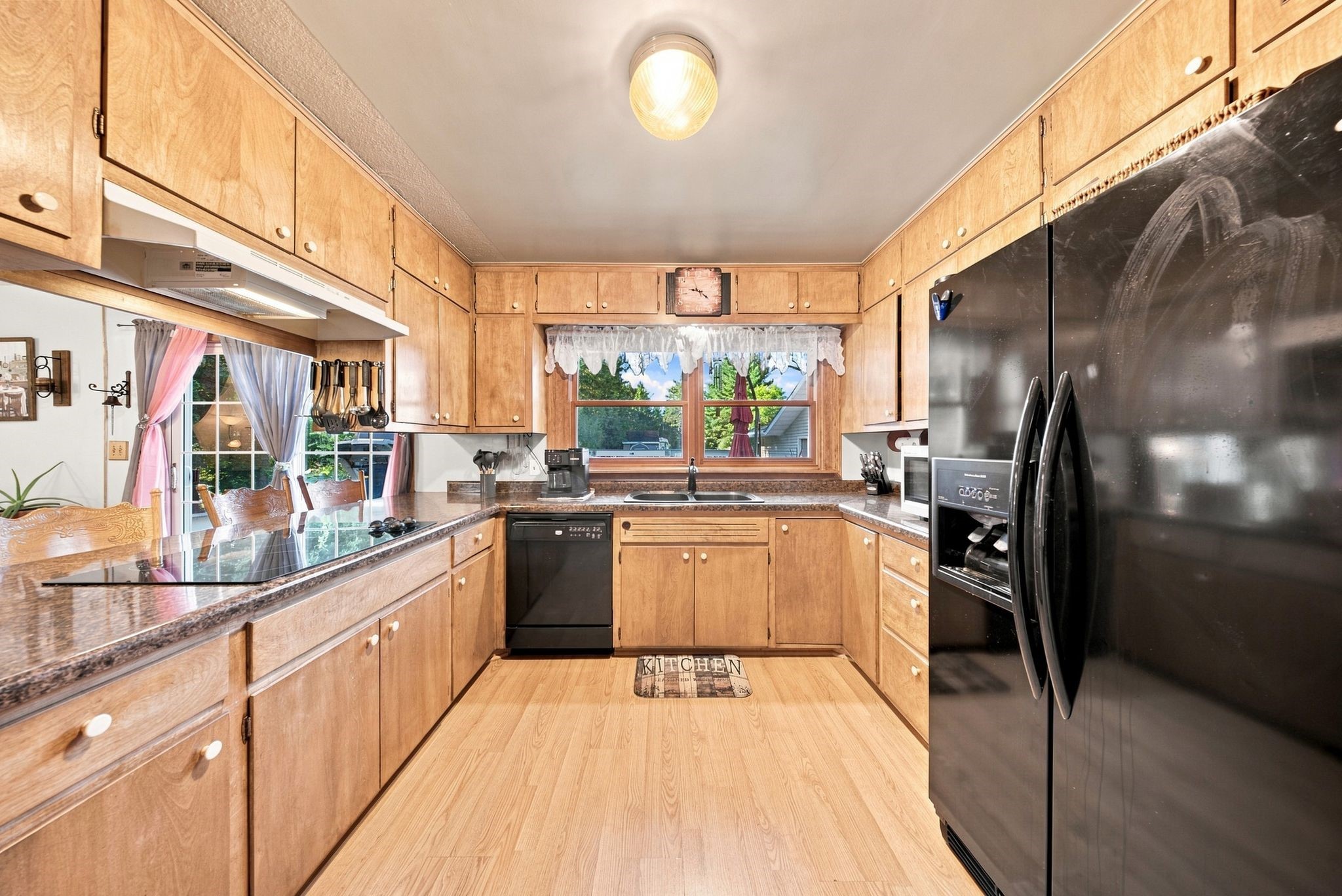 407 1st Avenue W Property Photo 11