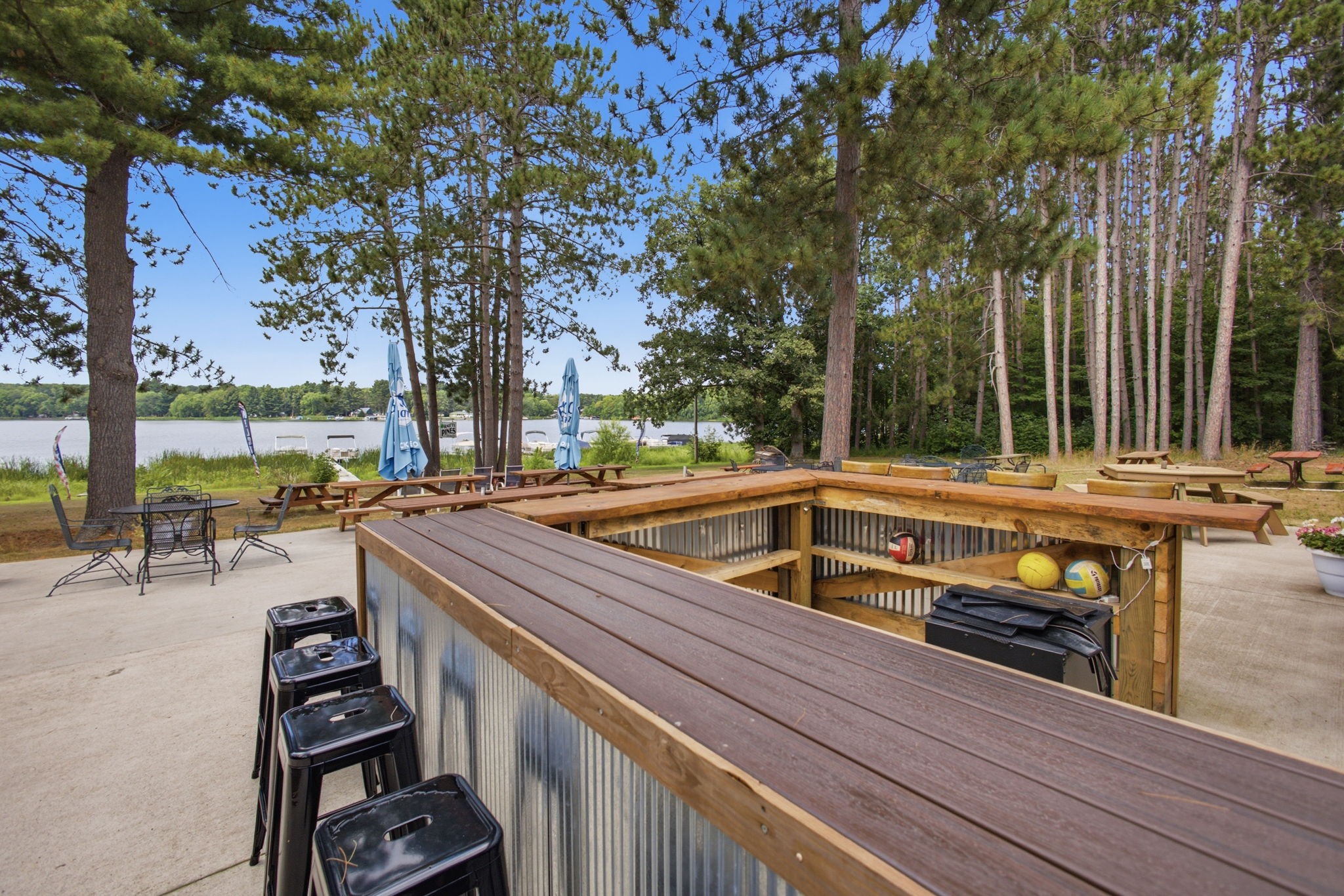 24787 Clam Lake Drive Property Photo 4