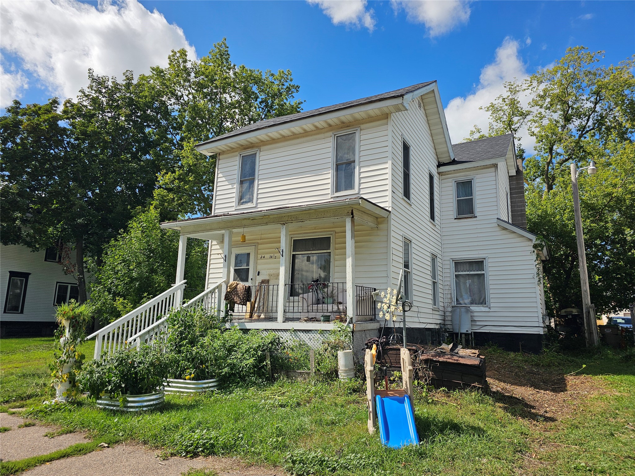 24 W Birch Street 1&2 Property Photo 3