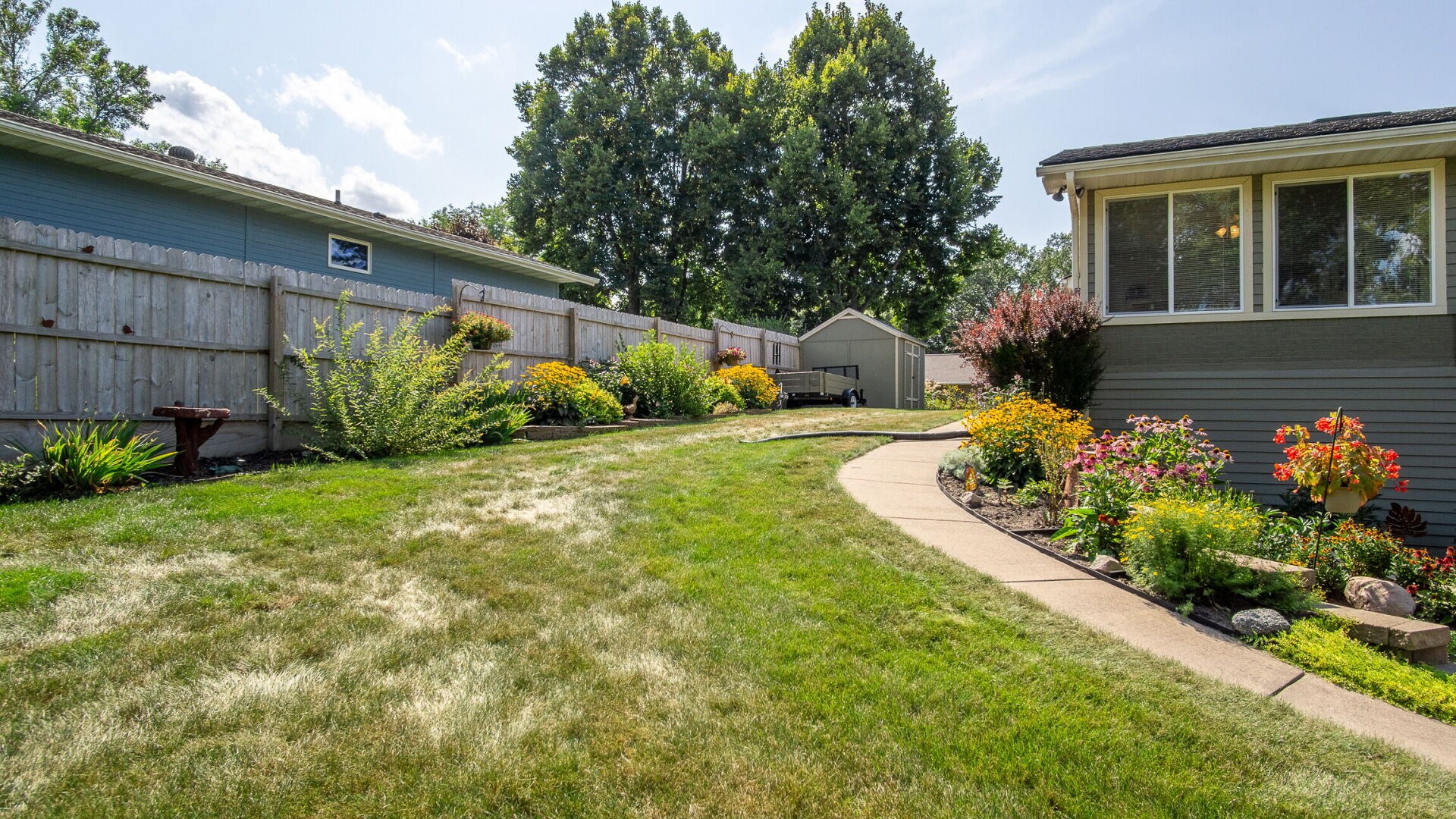 2229 Orchard Place Property Photo 16