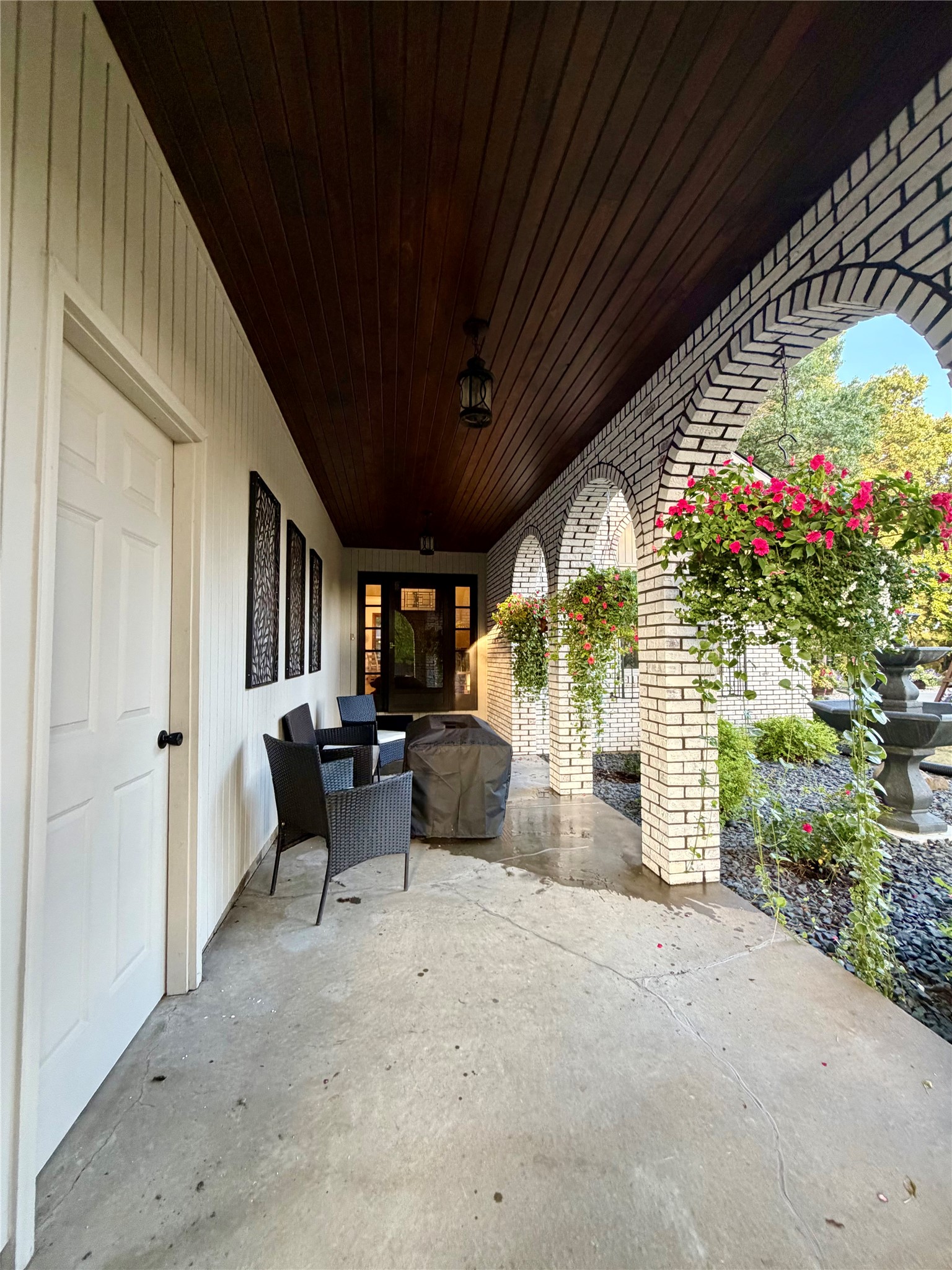 1011 Skyview Drive Property Photo 6
