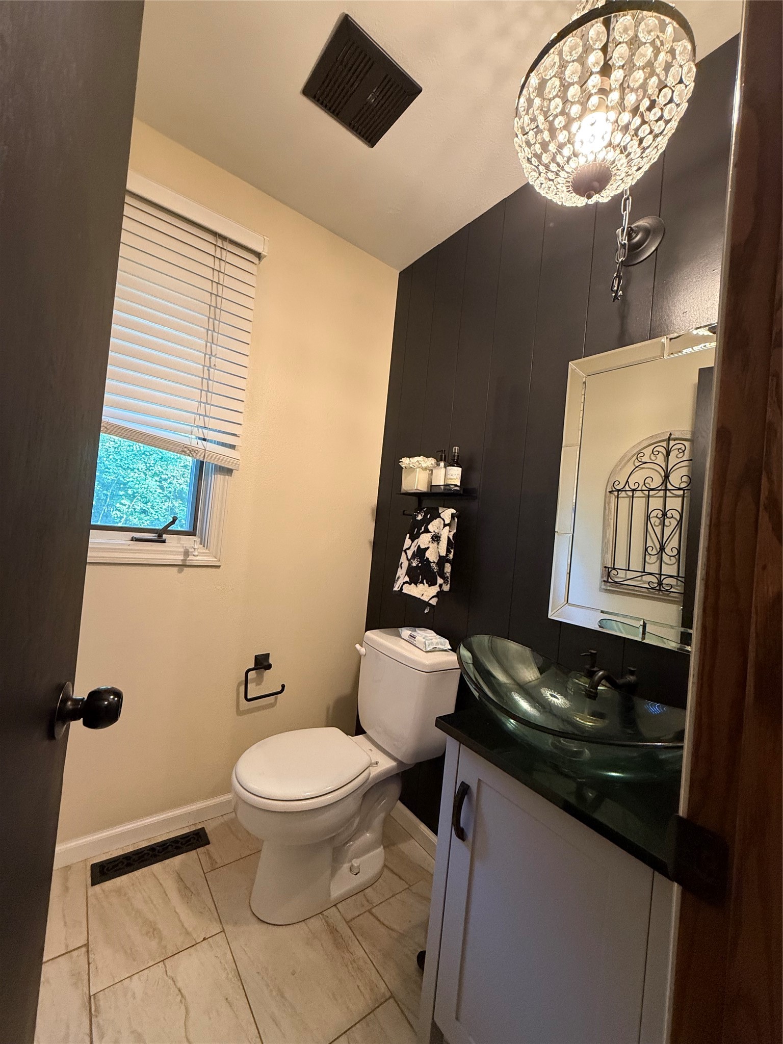 1011 Skyview Drive Property Photo 21