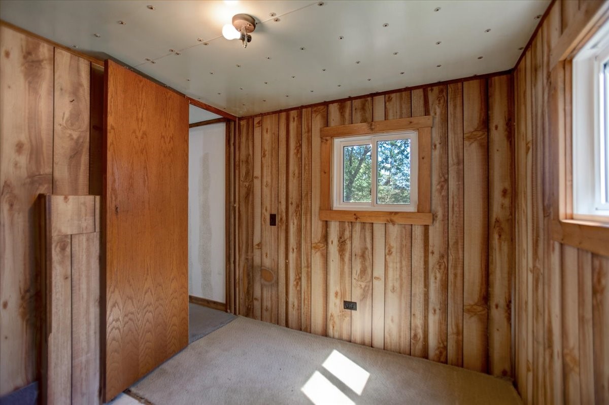 W711 Parkview Avenue Property Photo 12