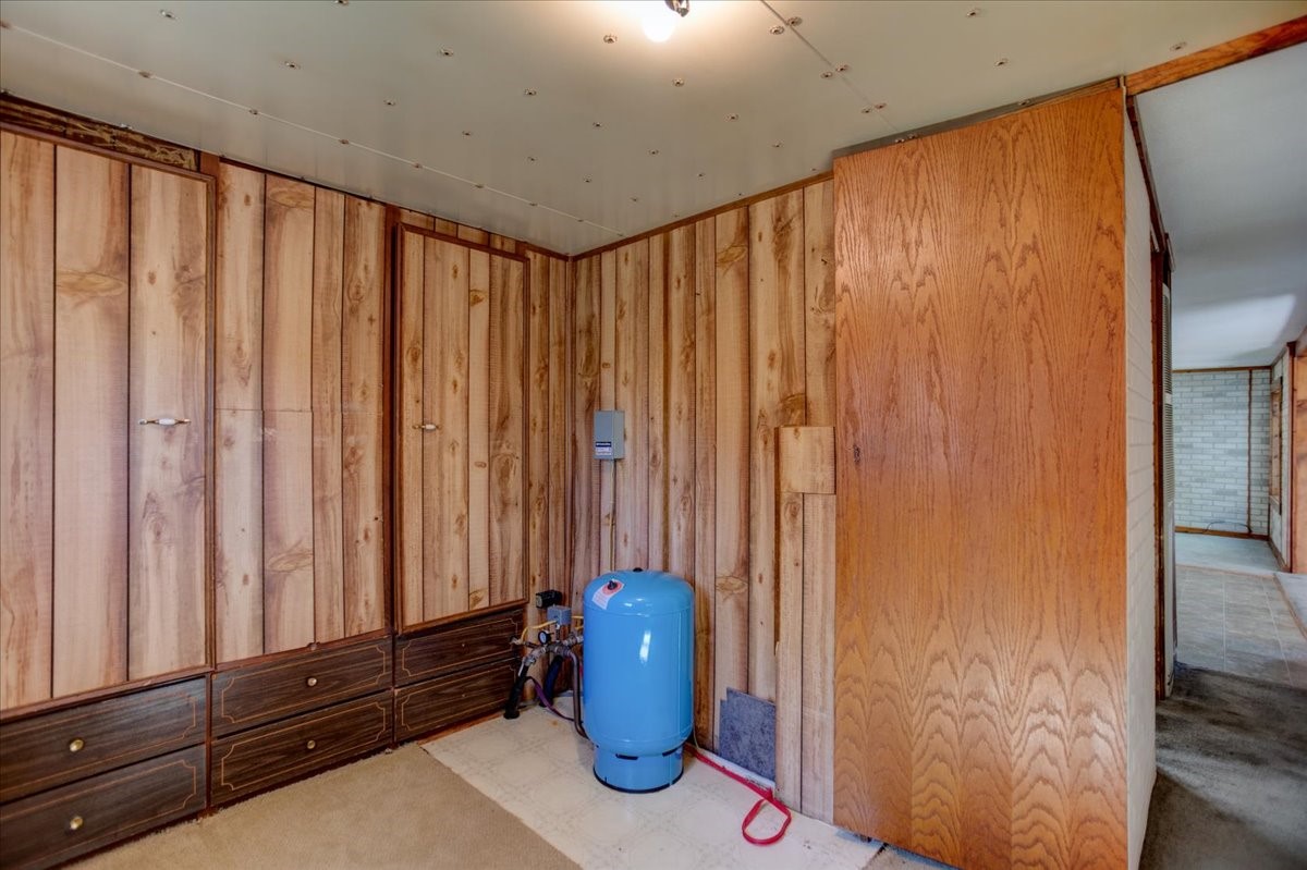 W711 Parkview Avenue Property Photo 13