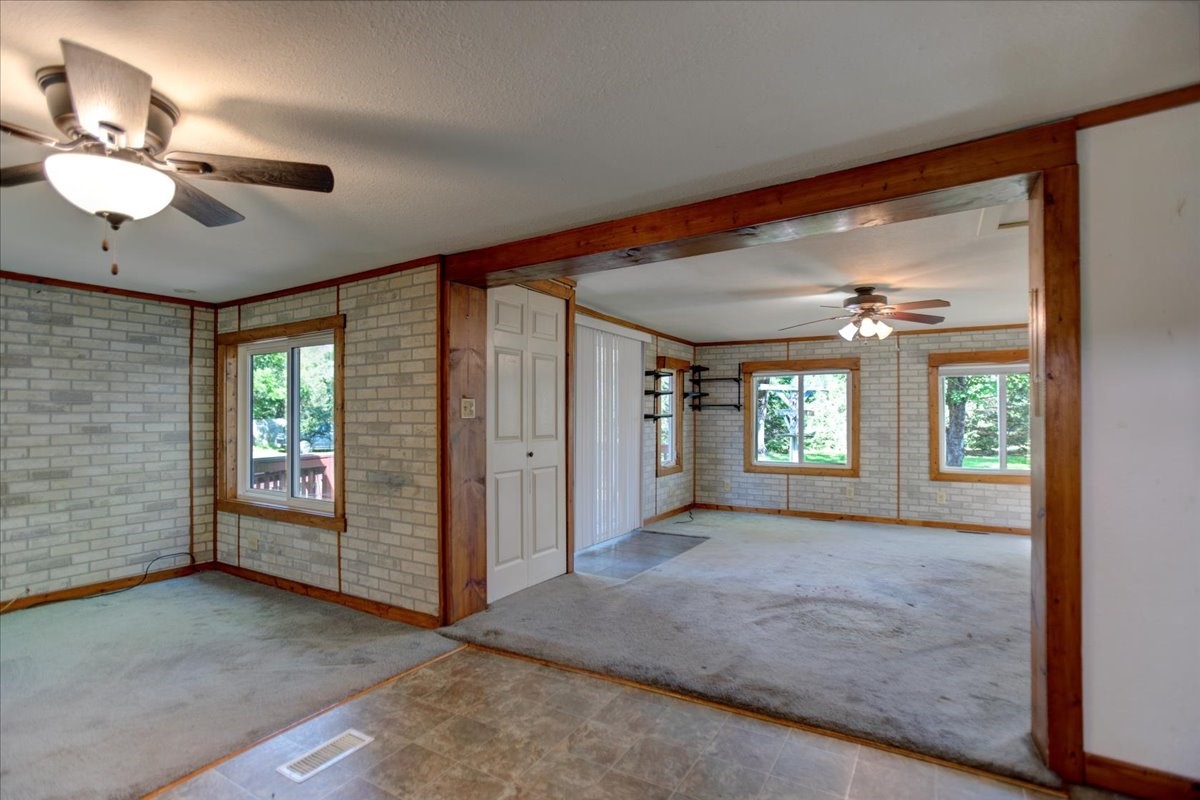 W711 Parkview Avenue Property Photo 19