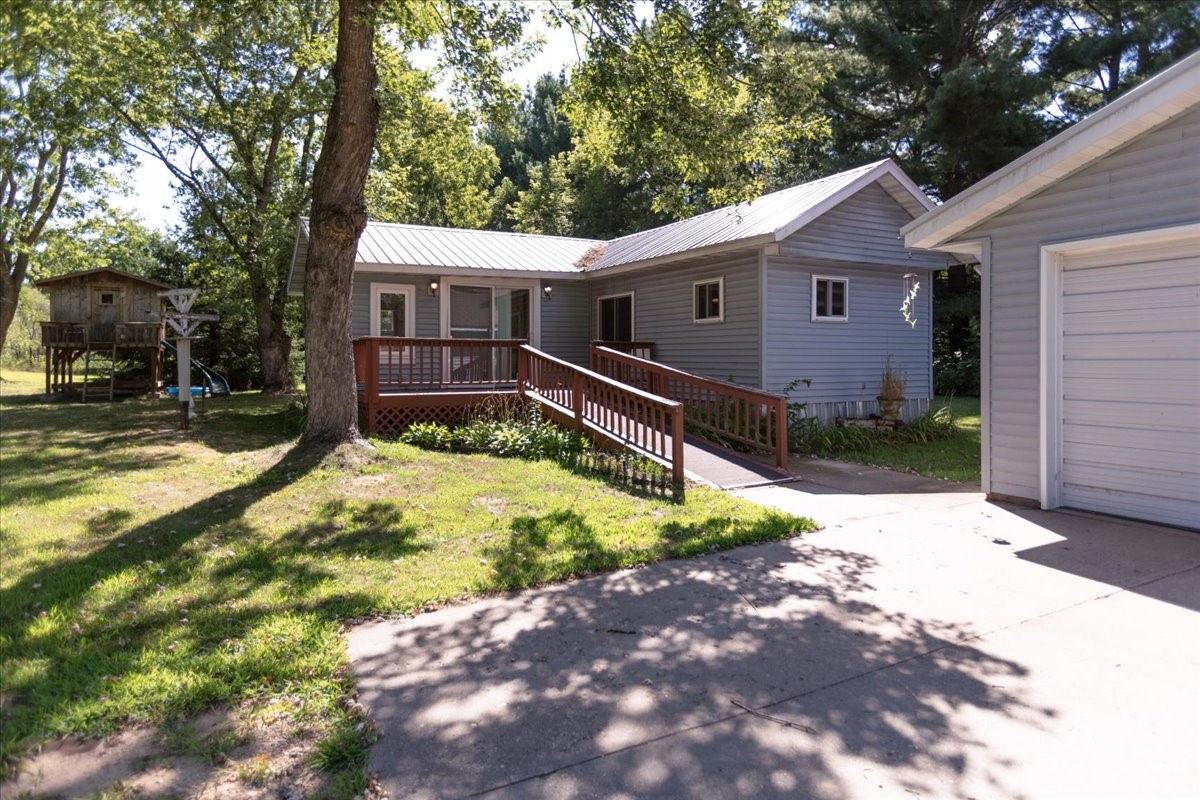 W711 Parkview Avenue Property Photo 23
