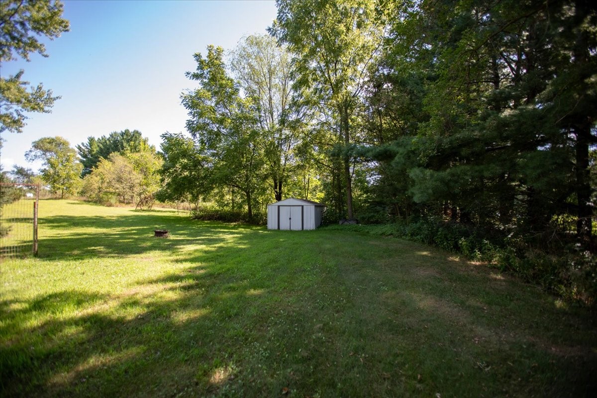 W711 Parkview Avenue Property Photo 34