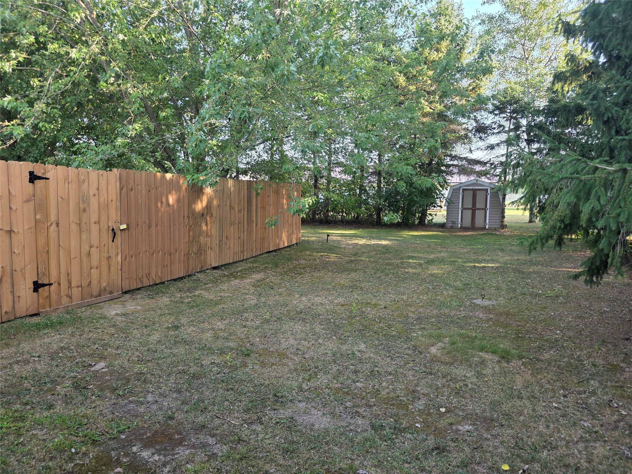 108 Golfview Avenue Property Photo 4