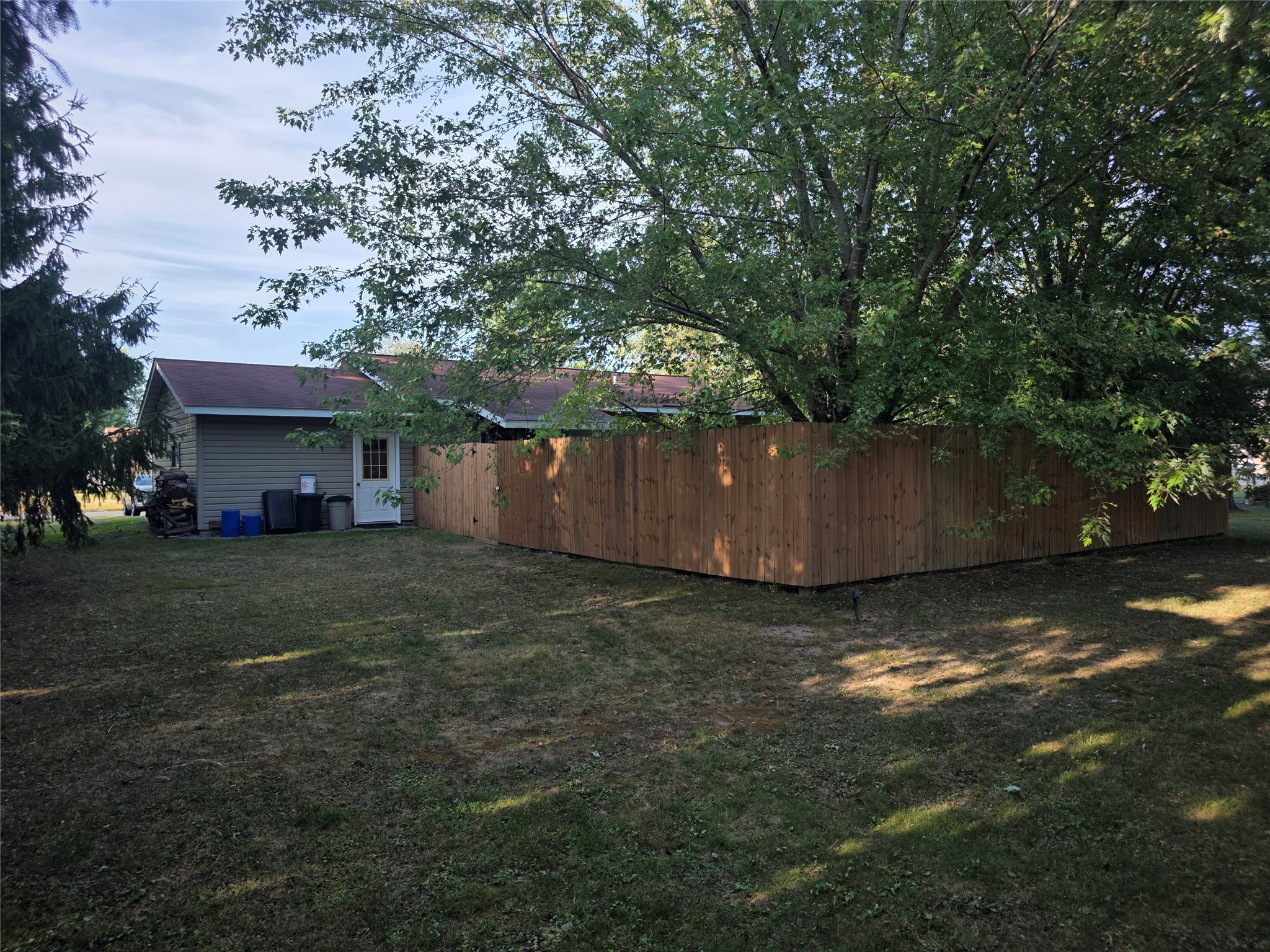 108 Golfview Avenue Property Photo 5