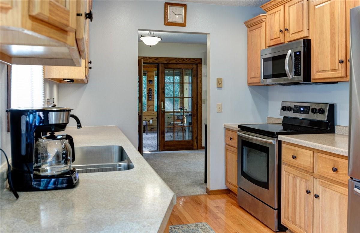 1604418 Property Photo 6