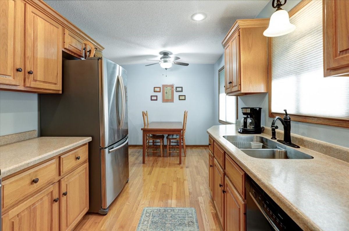 1604418 Property Photo 7