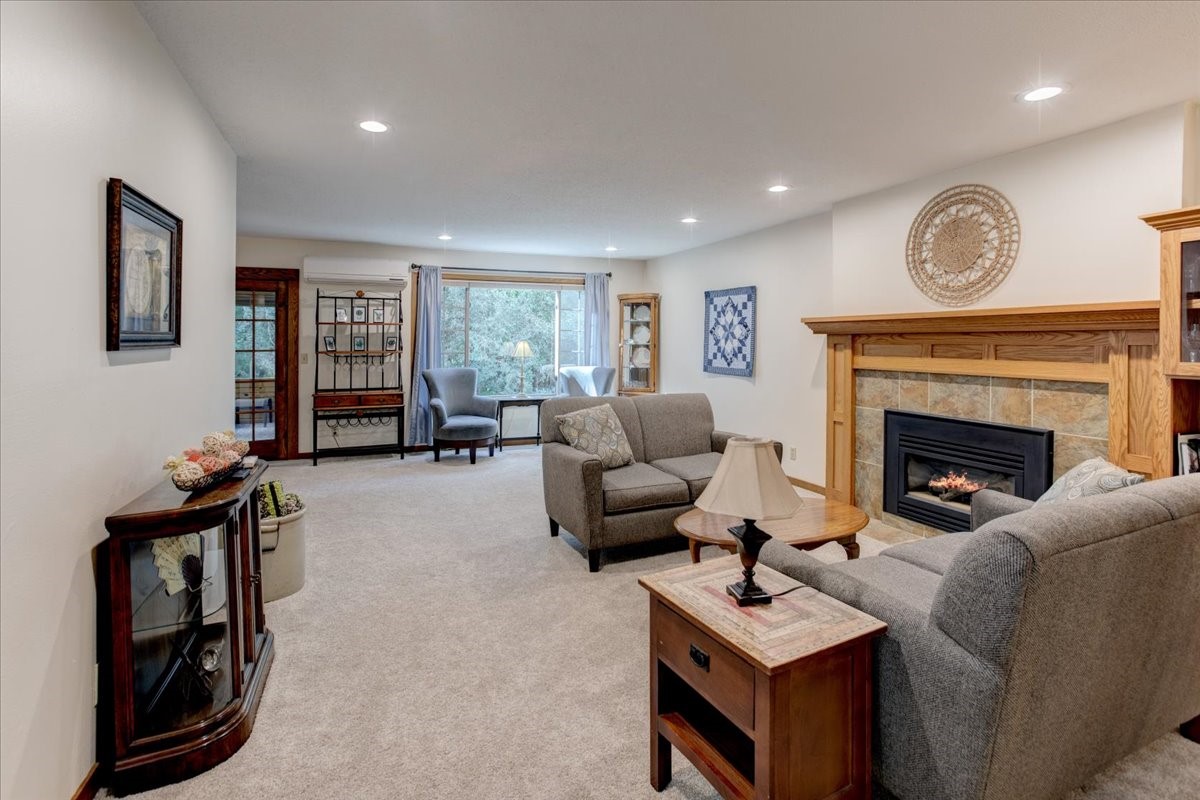 1604418 Property Photo 15
