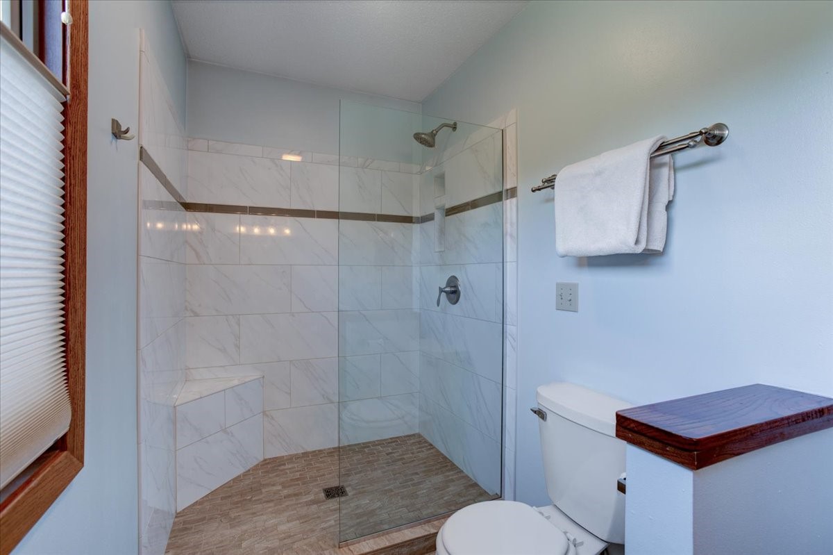 1604418 Property Photo 24