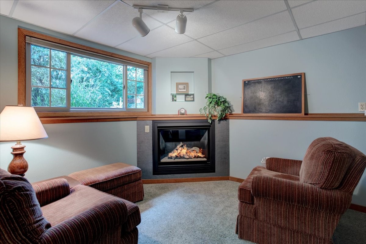 1604418 Property Photo 30