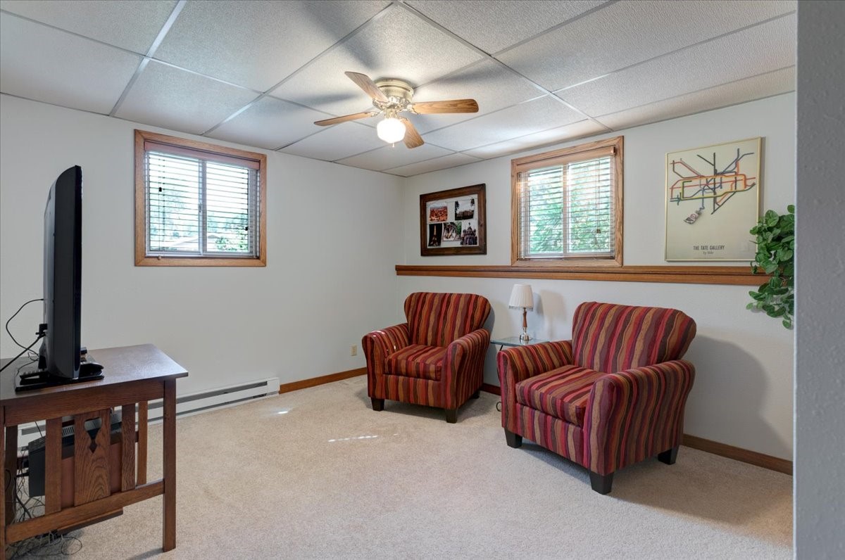 1604418 Property Photo 38