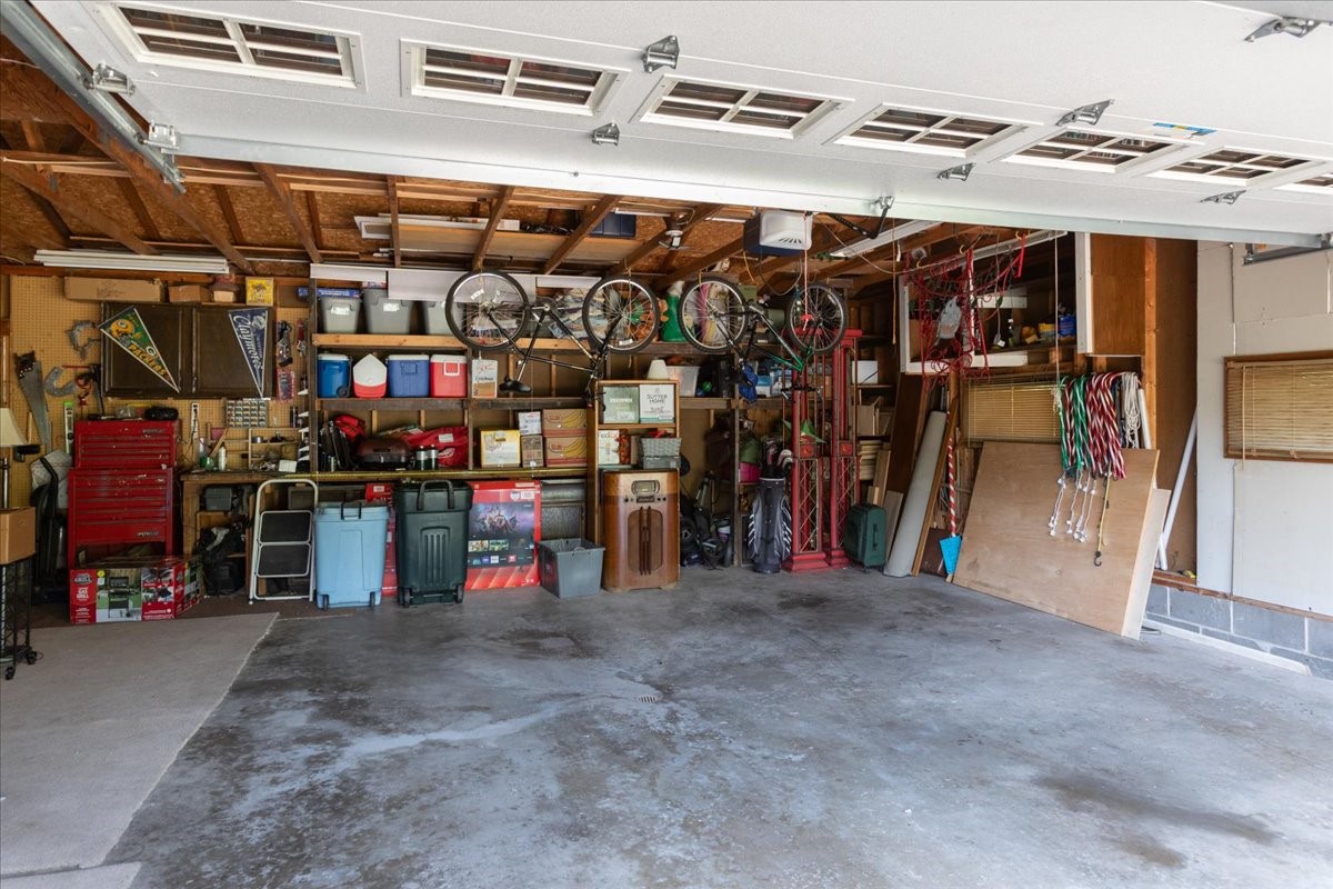 1604418 Property Photo 44