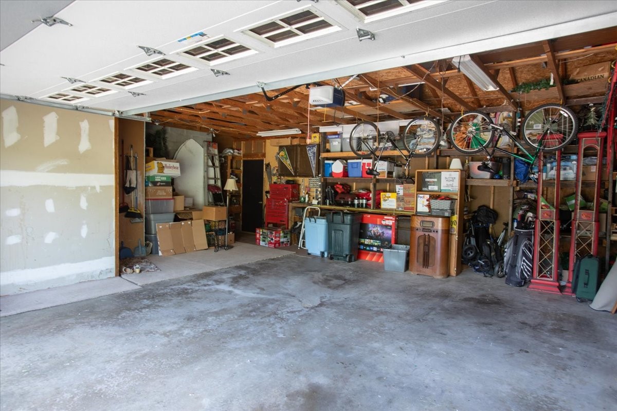 1604418 Property Photo 45