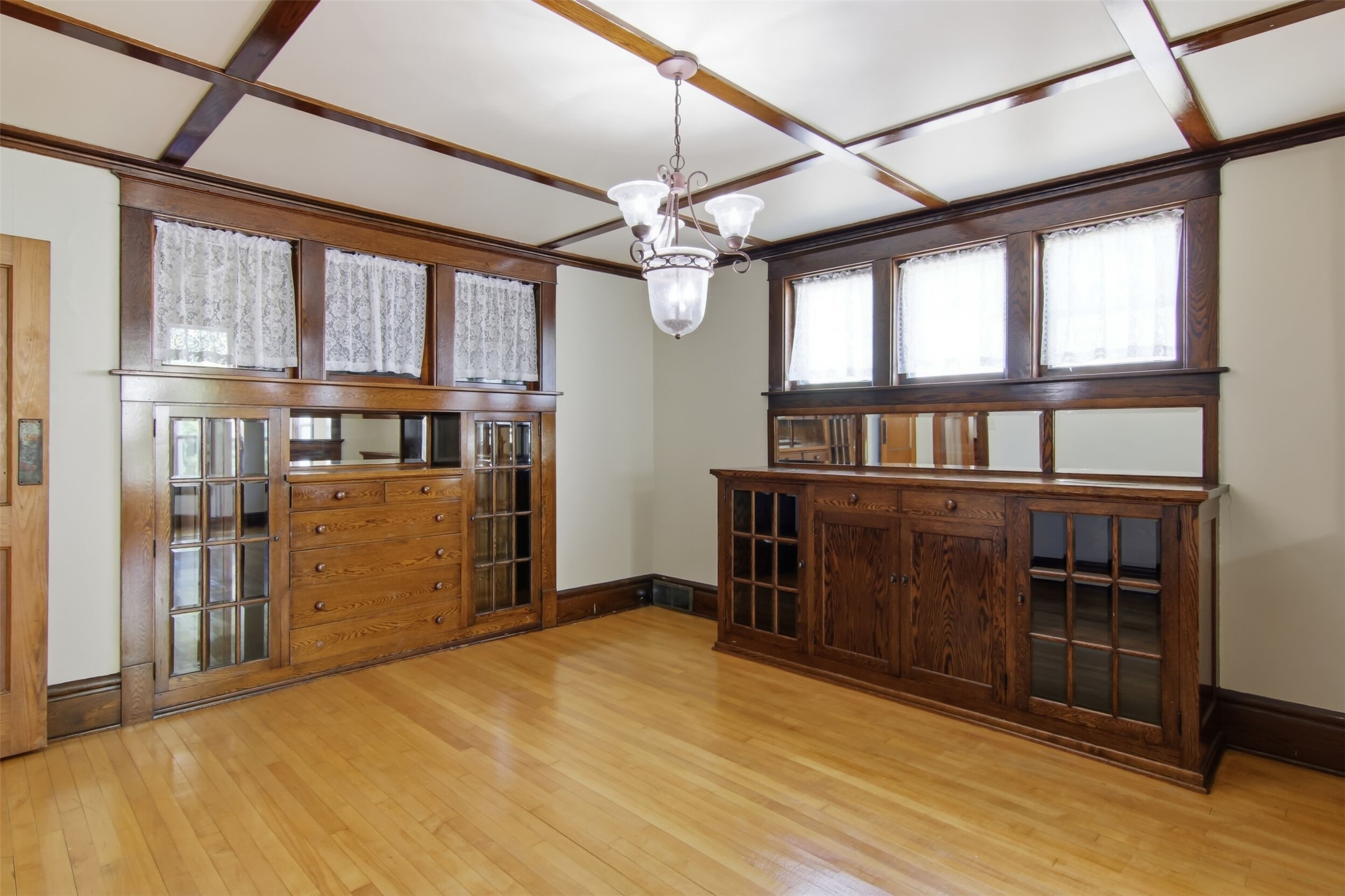 618 Erin Street Property Photo 8