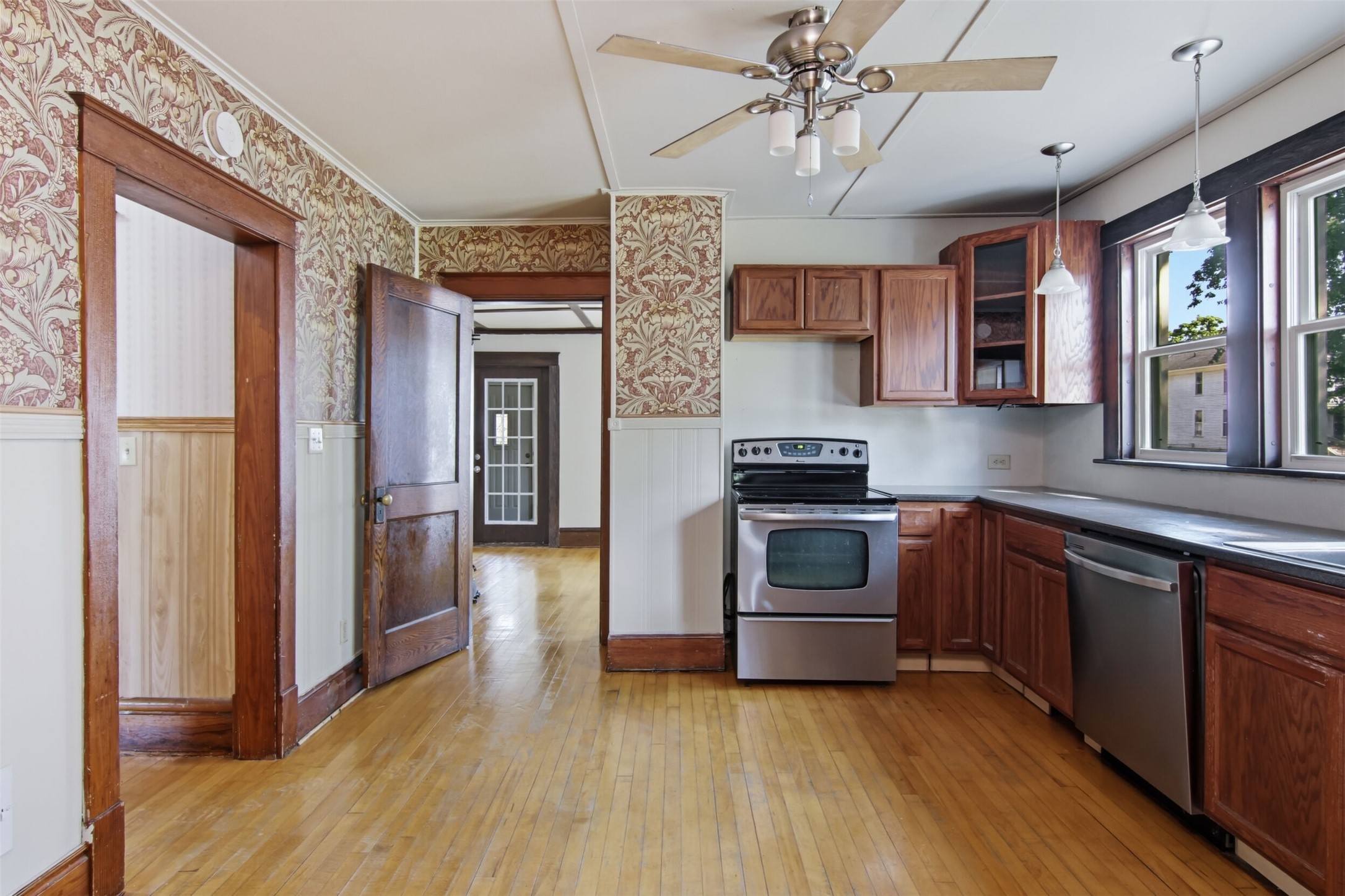618 Erin Street Property Photo 12