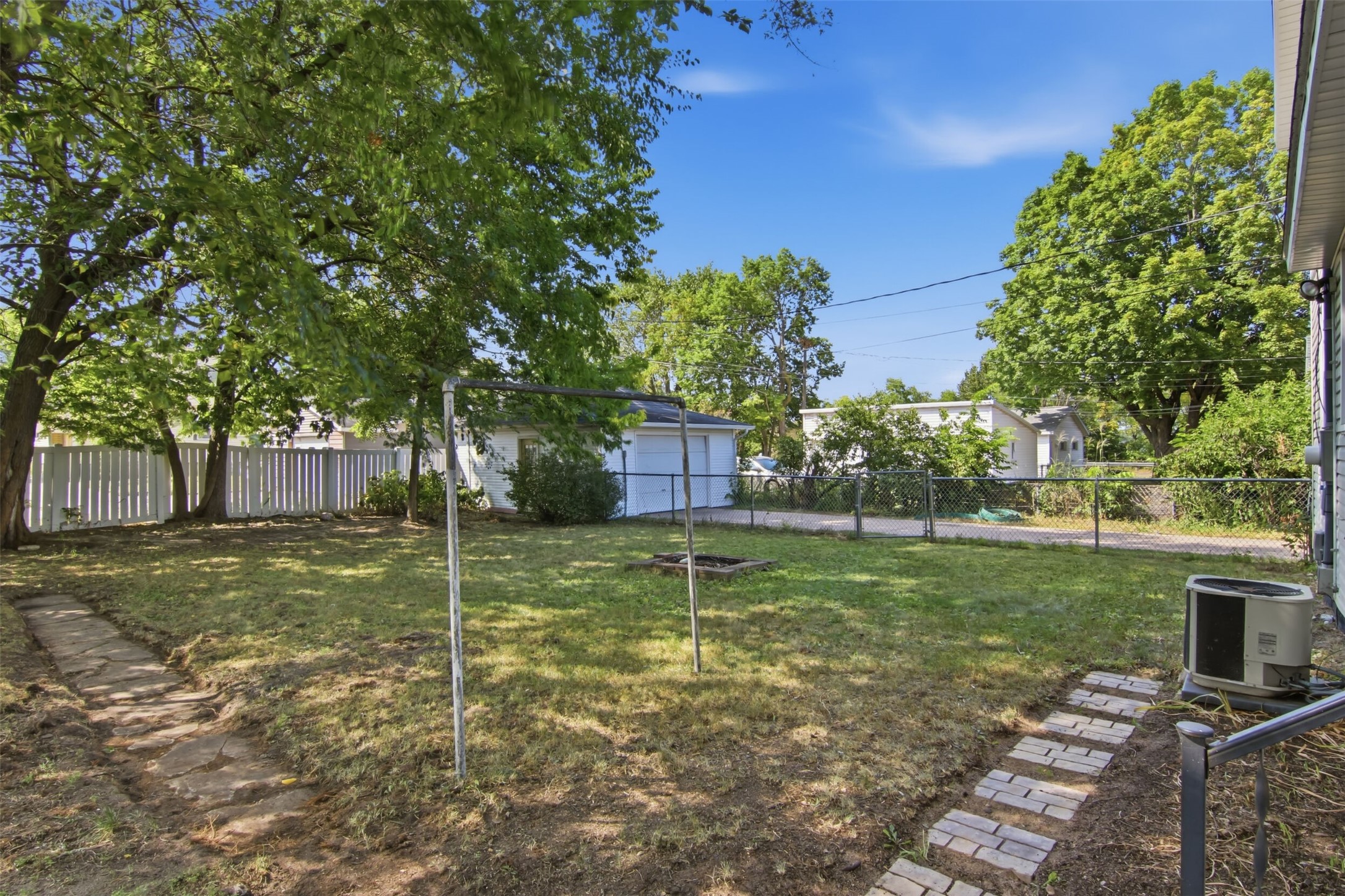 618 Erin Street Property Photo 27