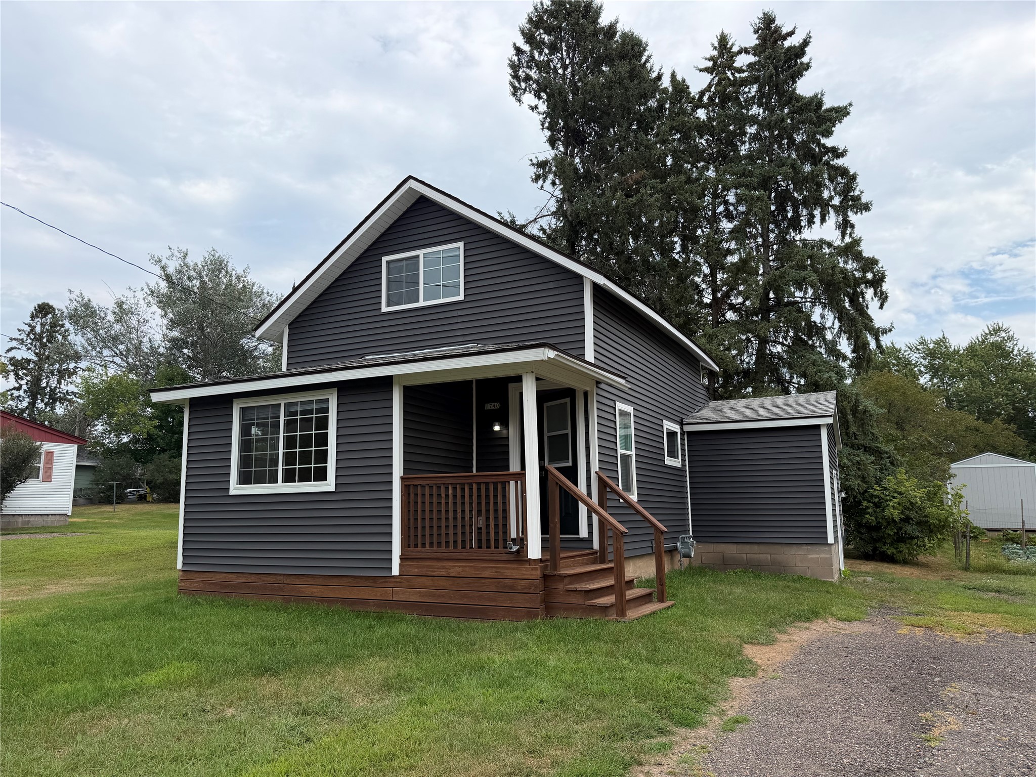 1740 3rd Avenue Property Photo 1