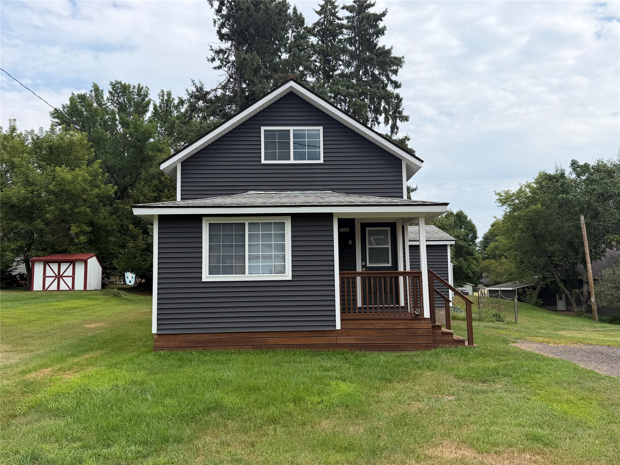 1740 3rd Avenue Property Photo 2