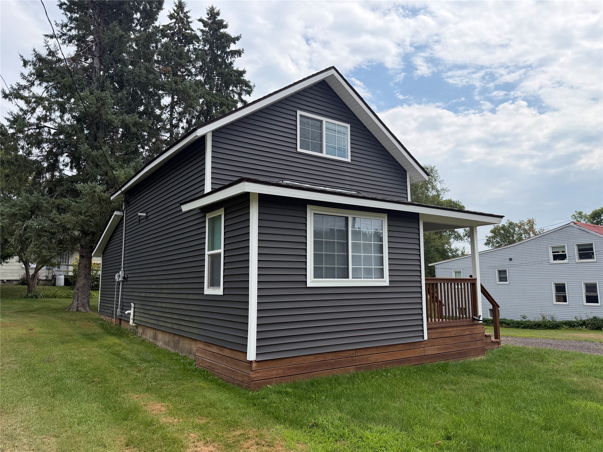 1740 3rd Avenue Property Photo 3