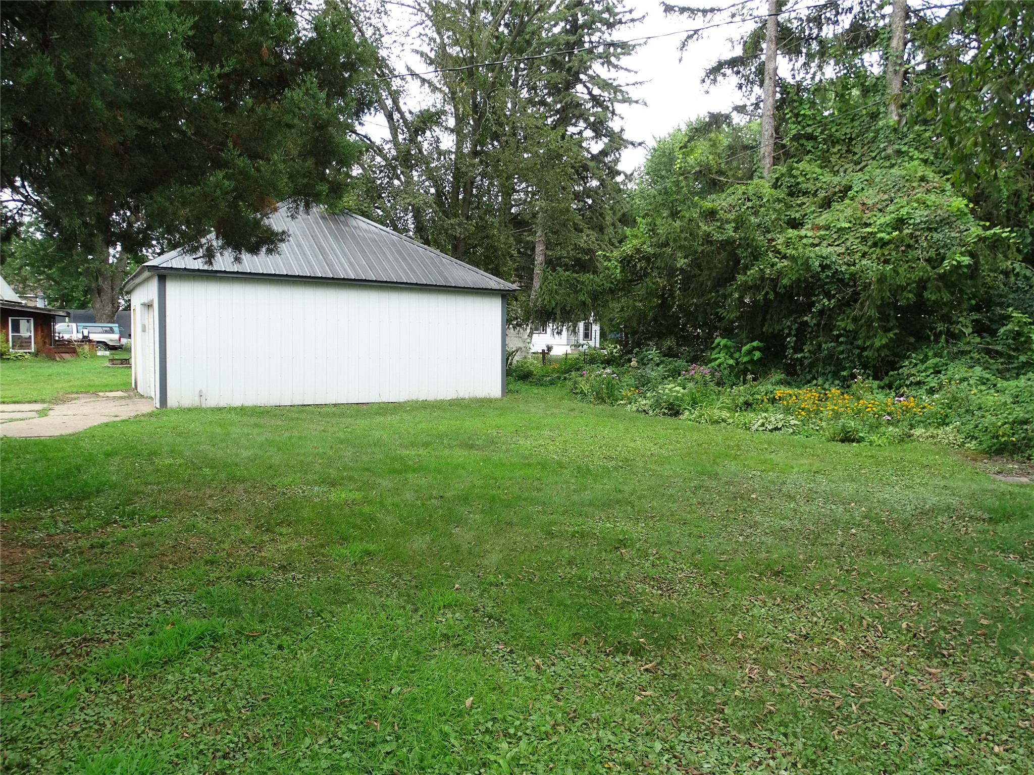 1209 E Prospect Street Property Photo 3