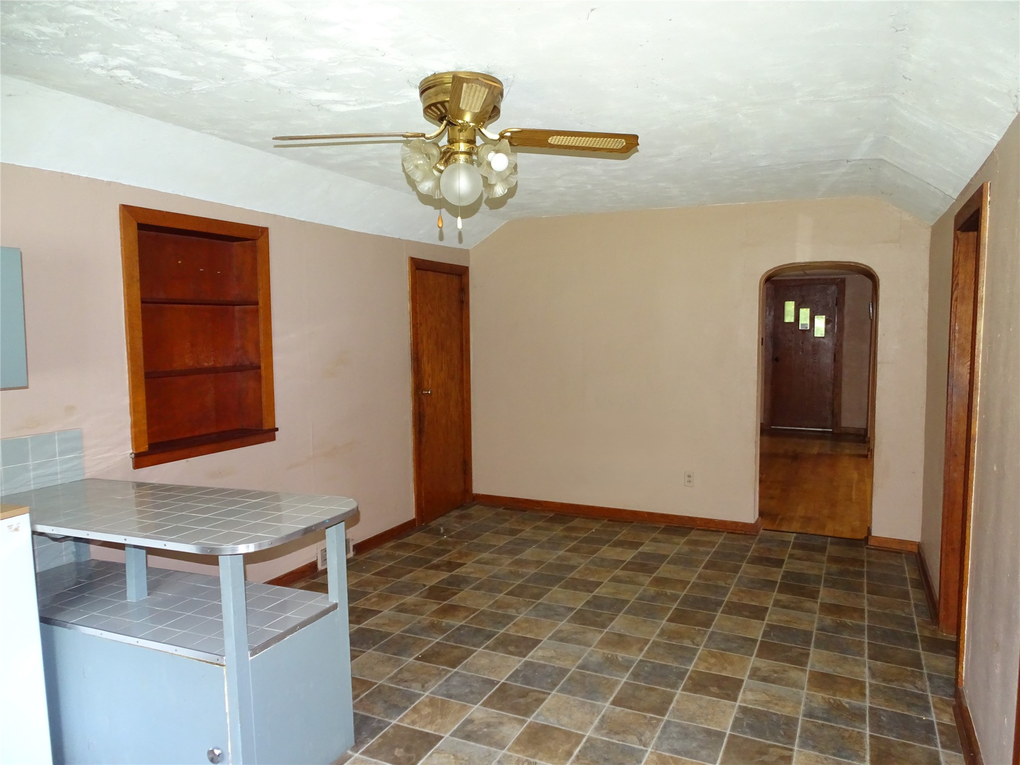 1209 E Prospect Street Property Photo 9