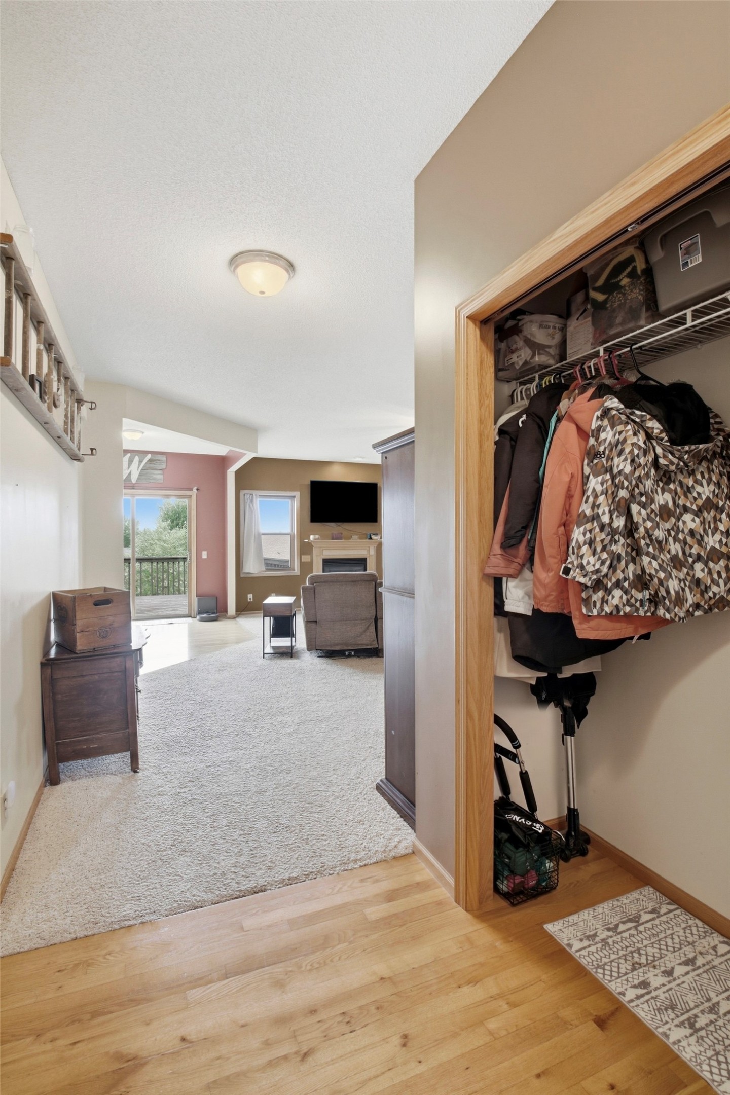 324 Birch Street Property Photo 5